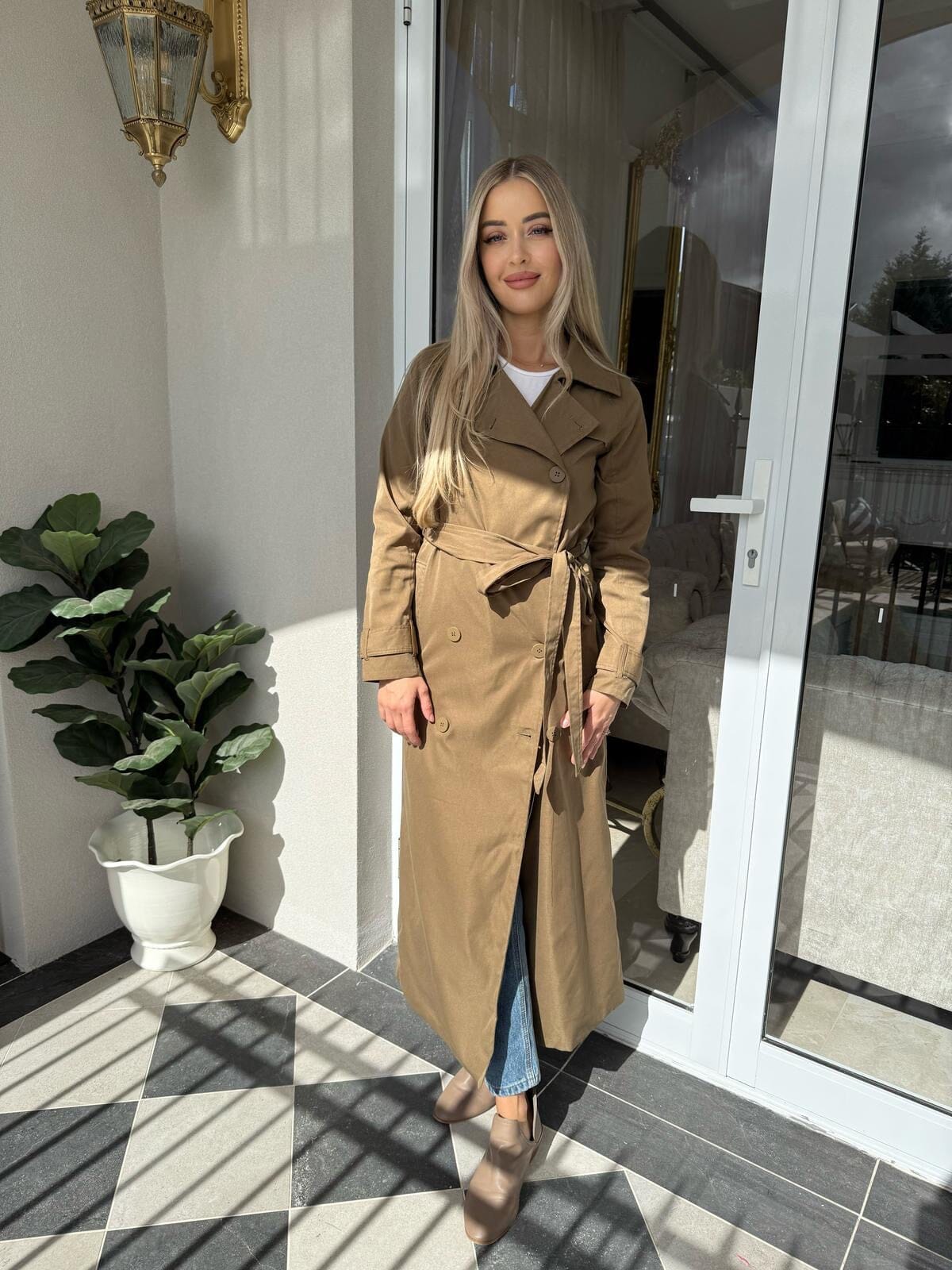 Maxi trench