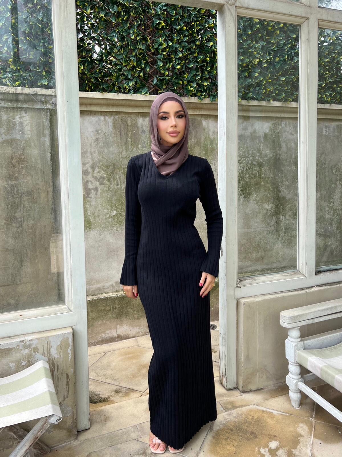Amar Belle Sleeve knit Dress