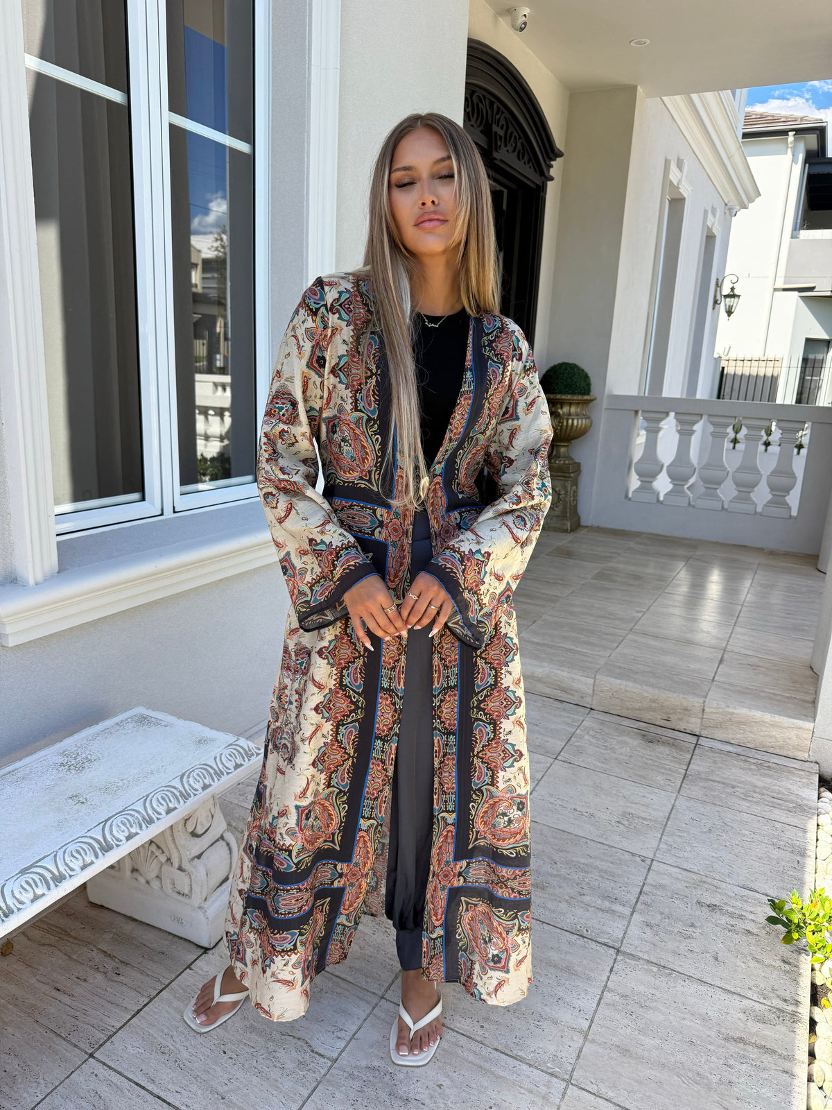 Detailed Taloulou Cape