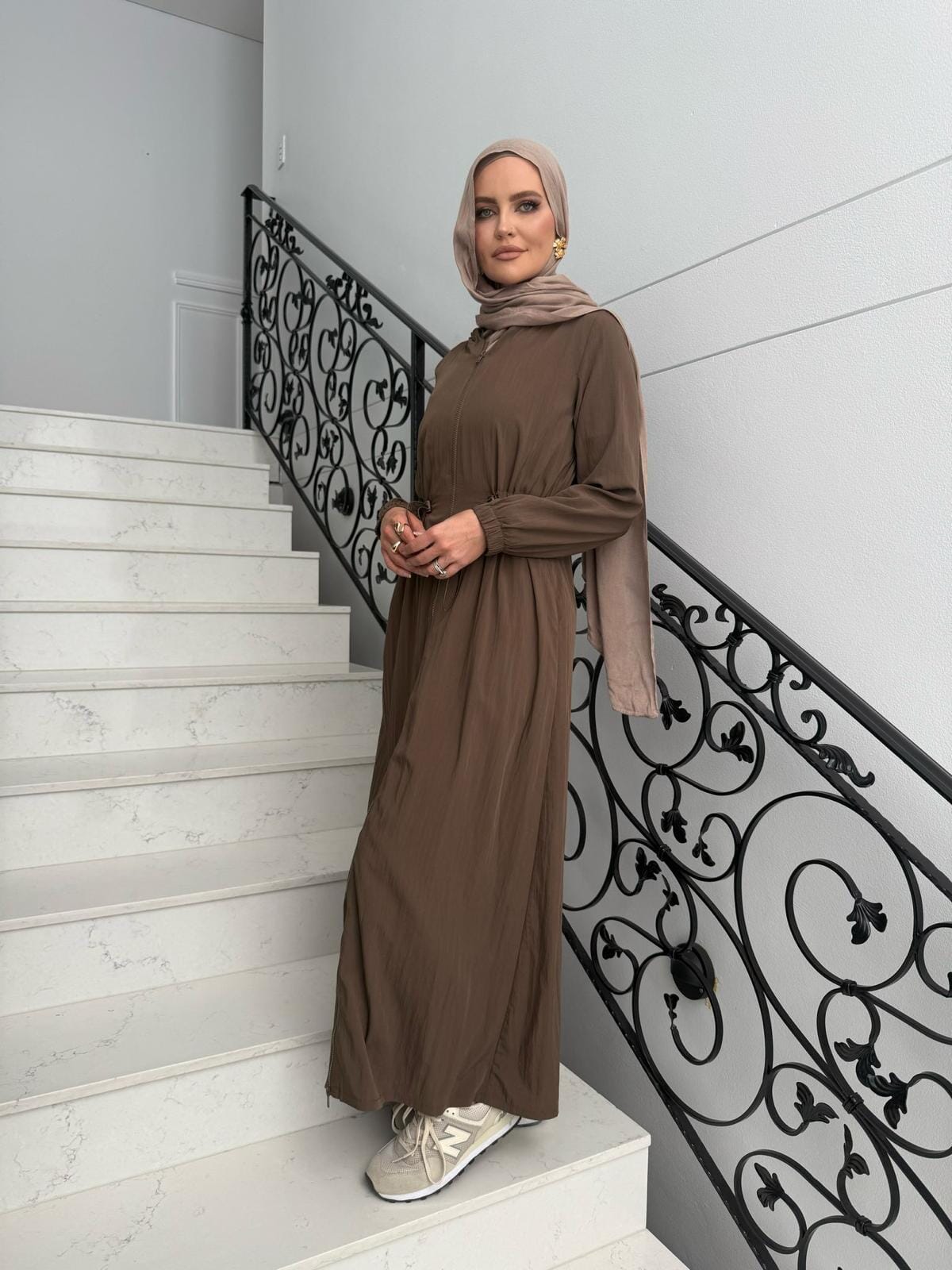 Modest Maxi Wind Breaker