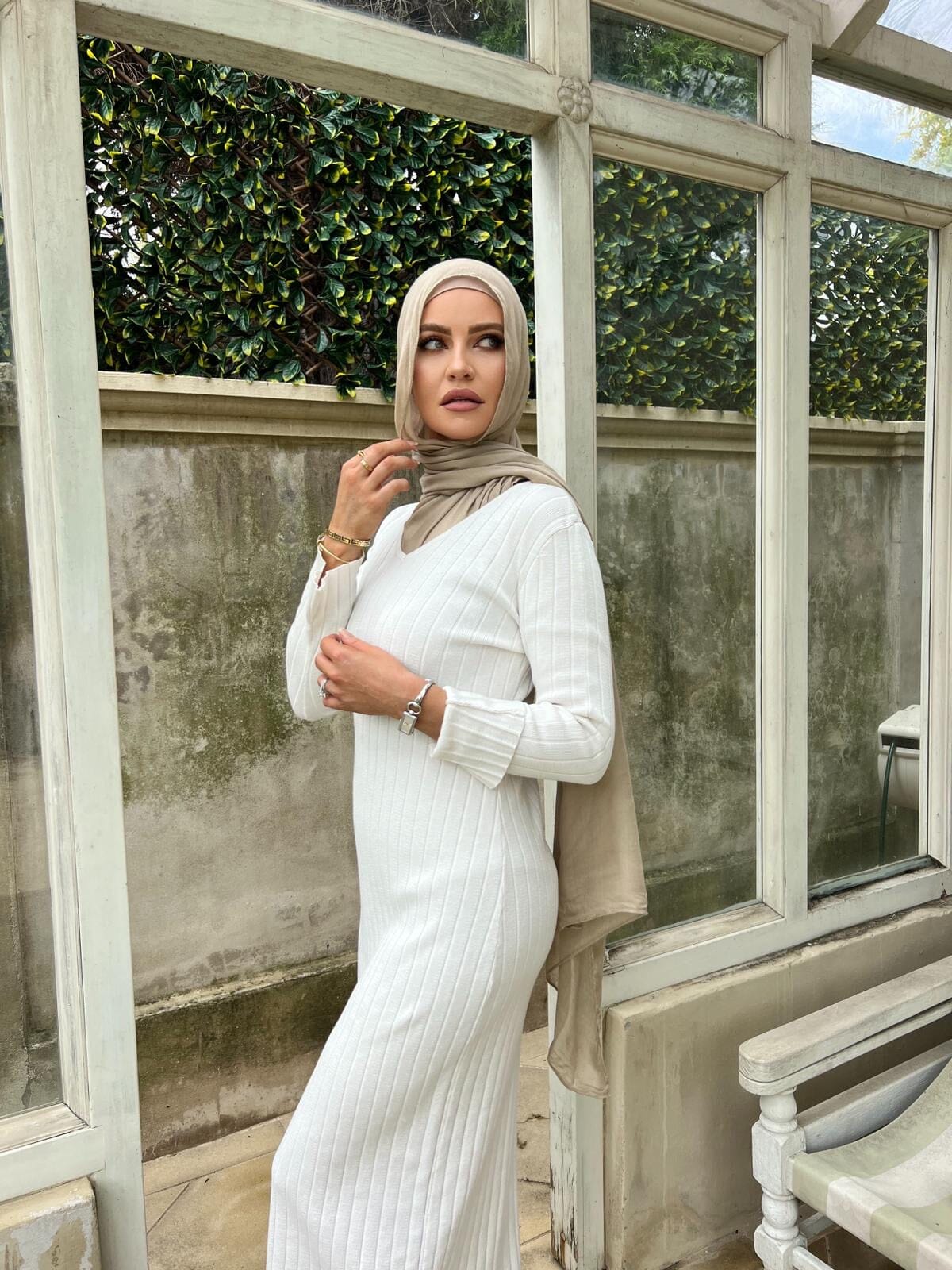 Amar Belle Sleeve knit Dress