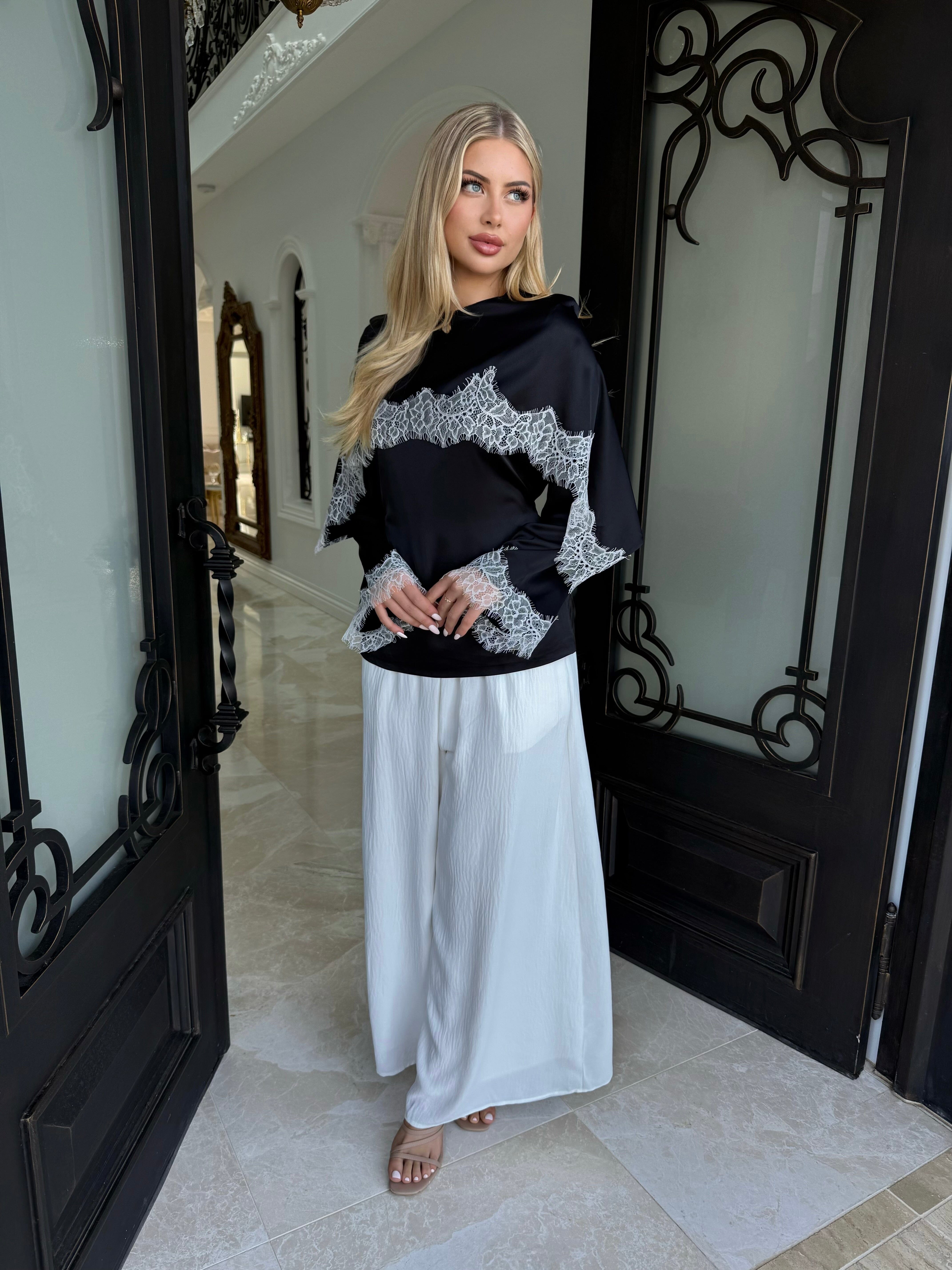 Lace shawl Satin Top