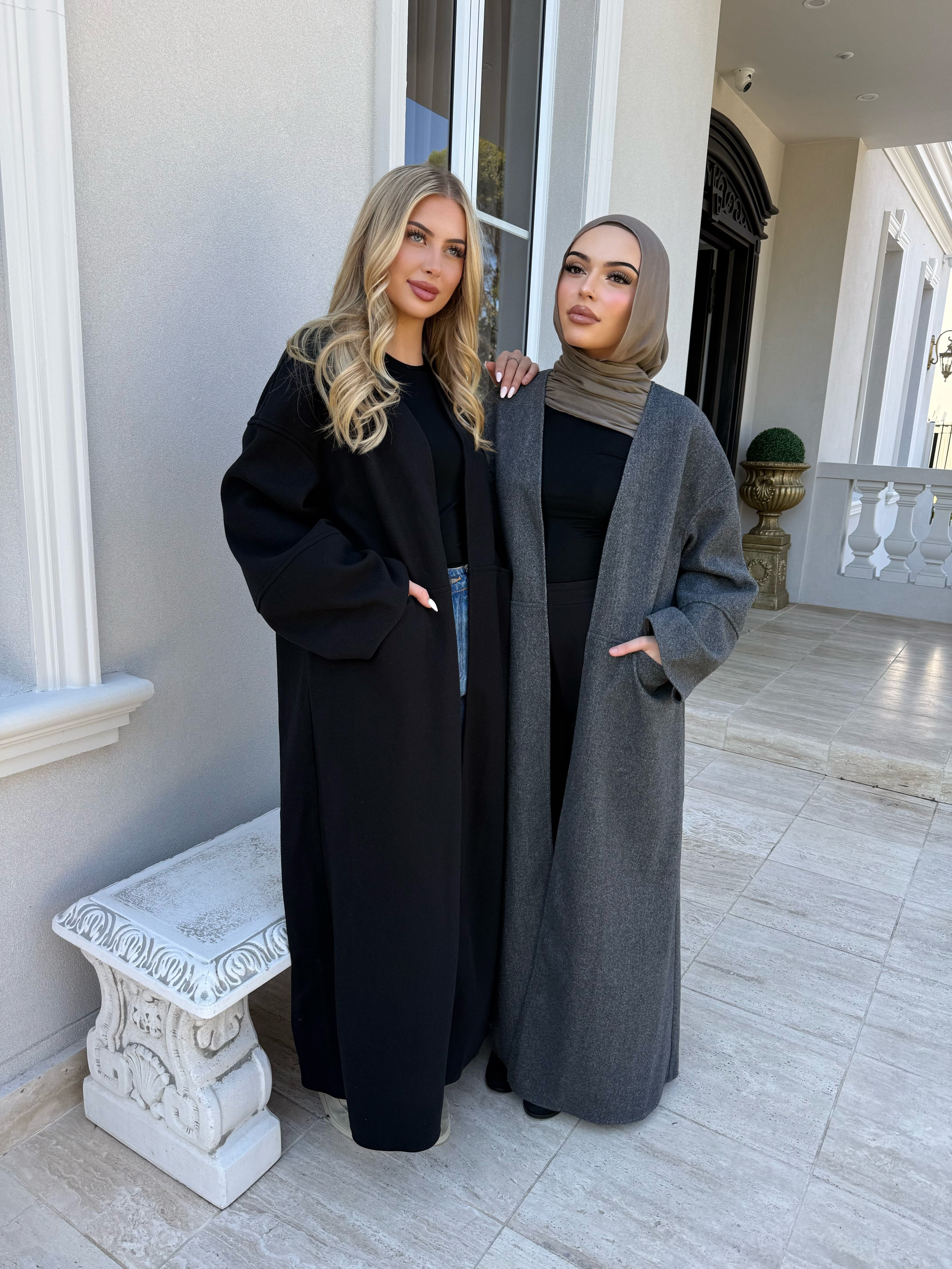 Mom Pocket Open Abaya