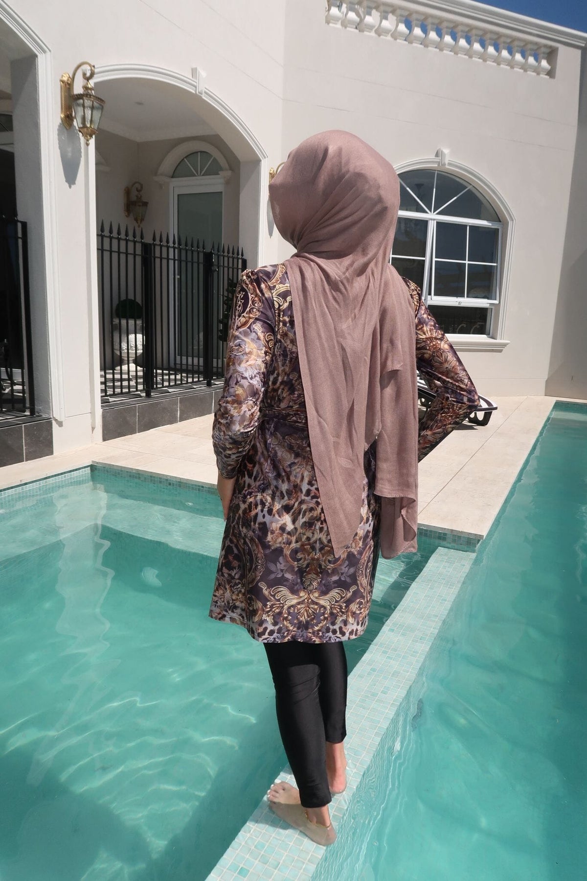 Warm Resort Twilight Tunic
