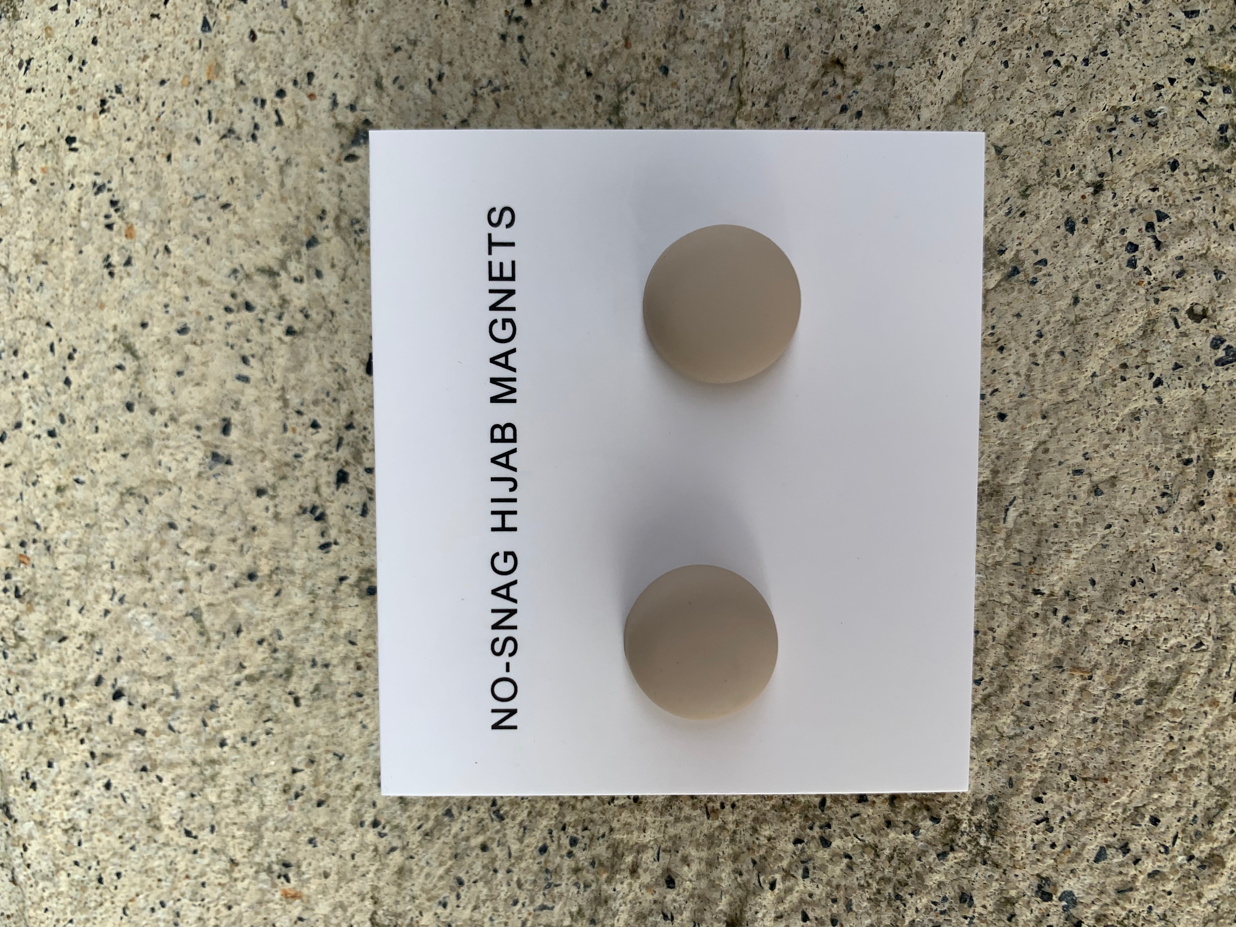 Hijab Magnet Pin Matt Nude