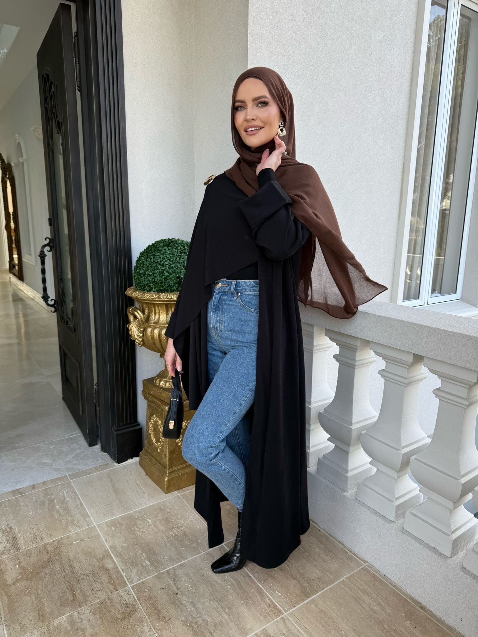 Jacket Abya