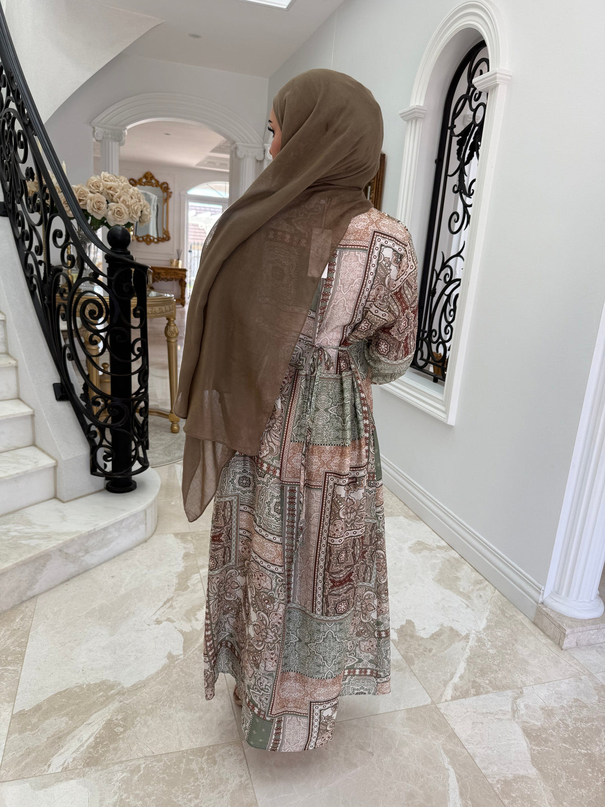 Mona Tribal Cape