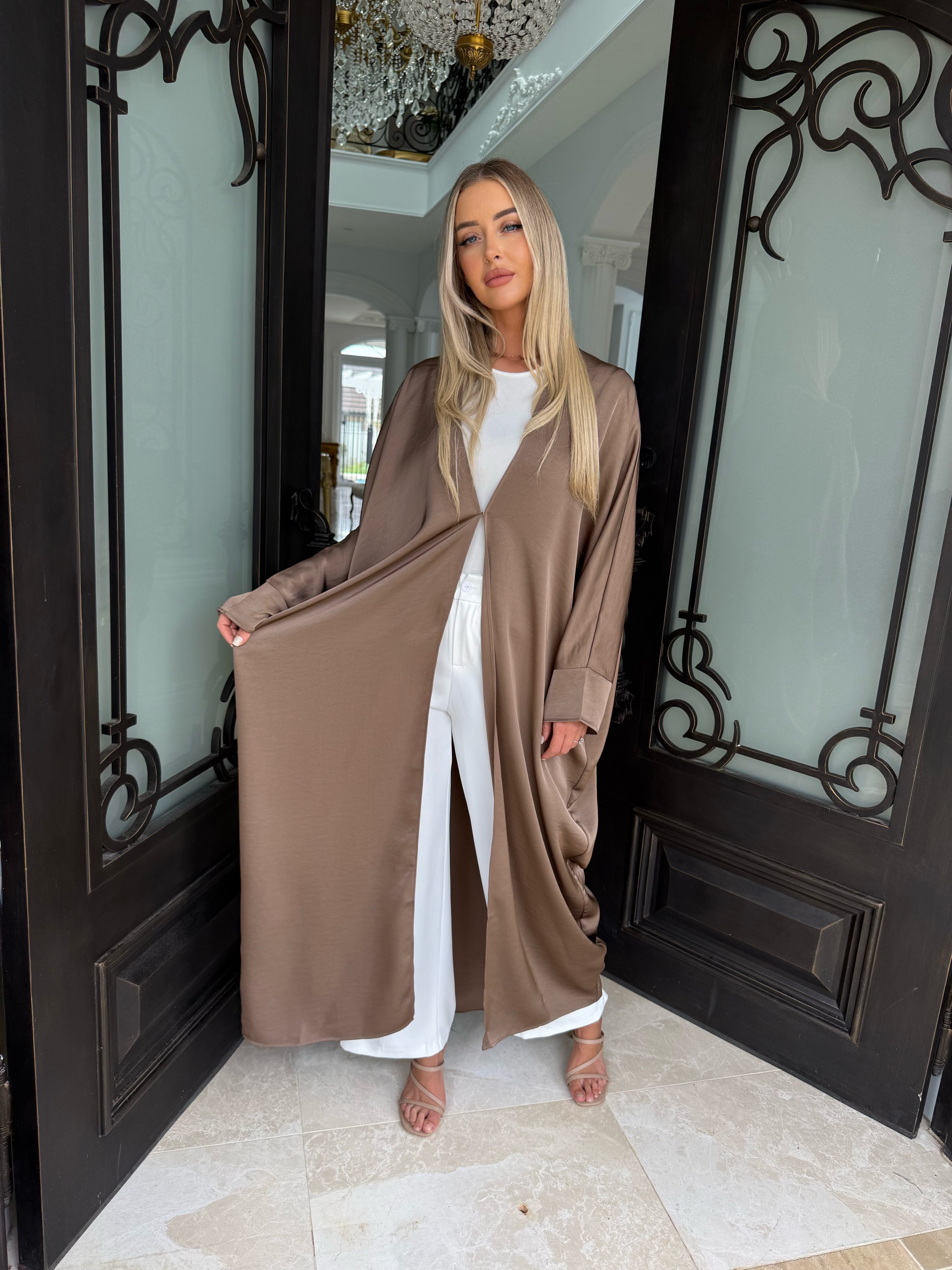 Layali Batwing Open Abaya