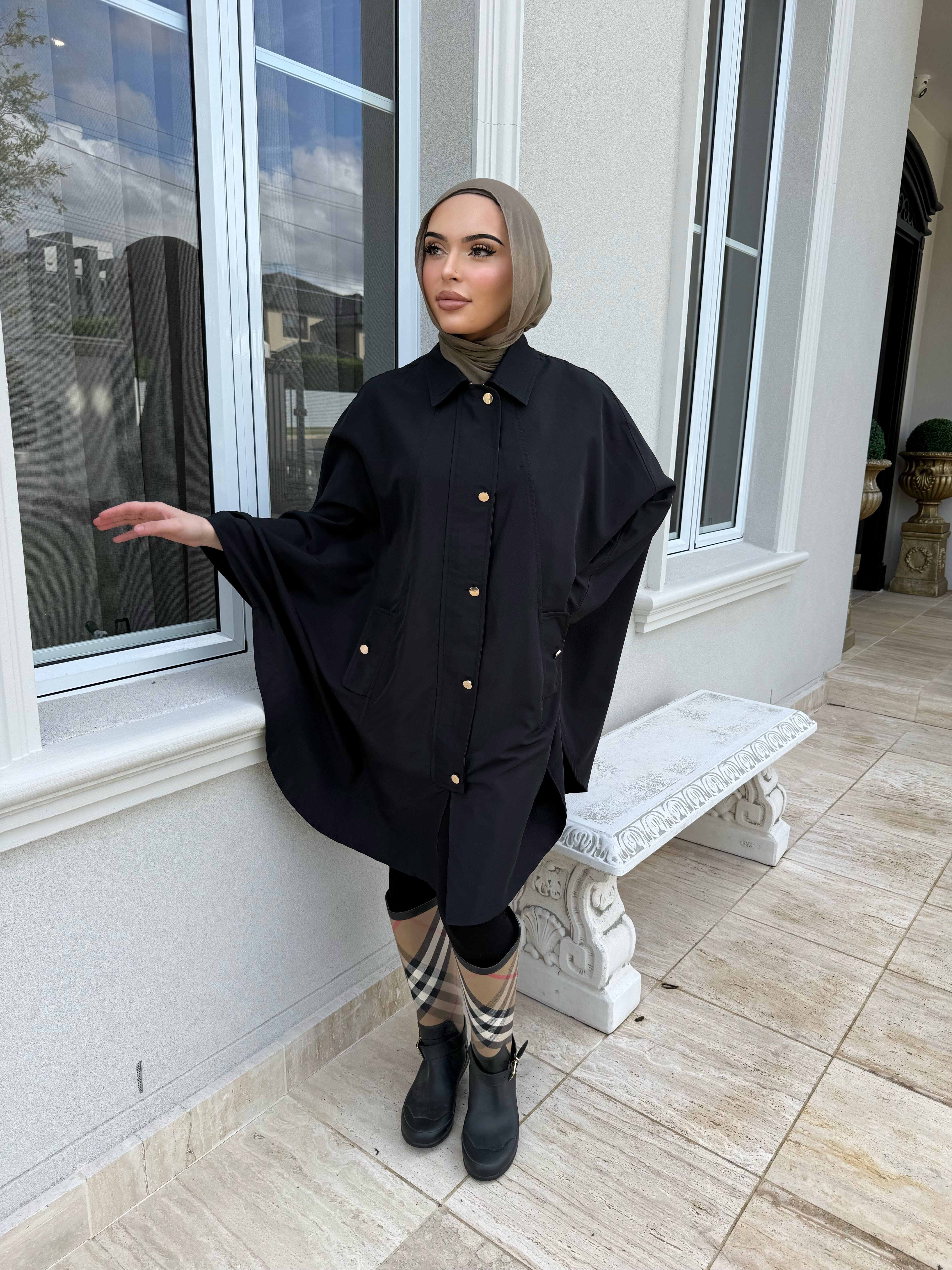 Poncho Trench