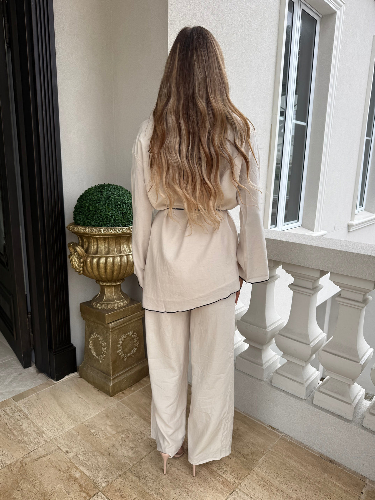 Trimmed Blended Linen Set