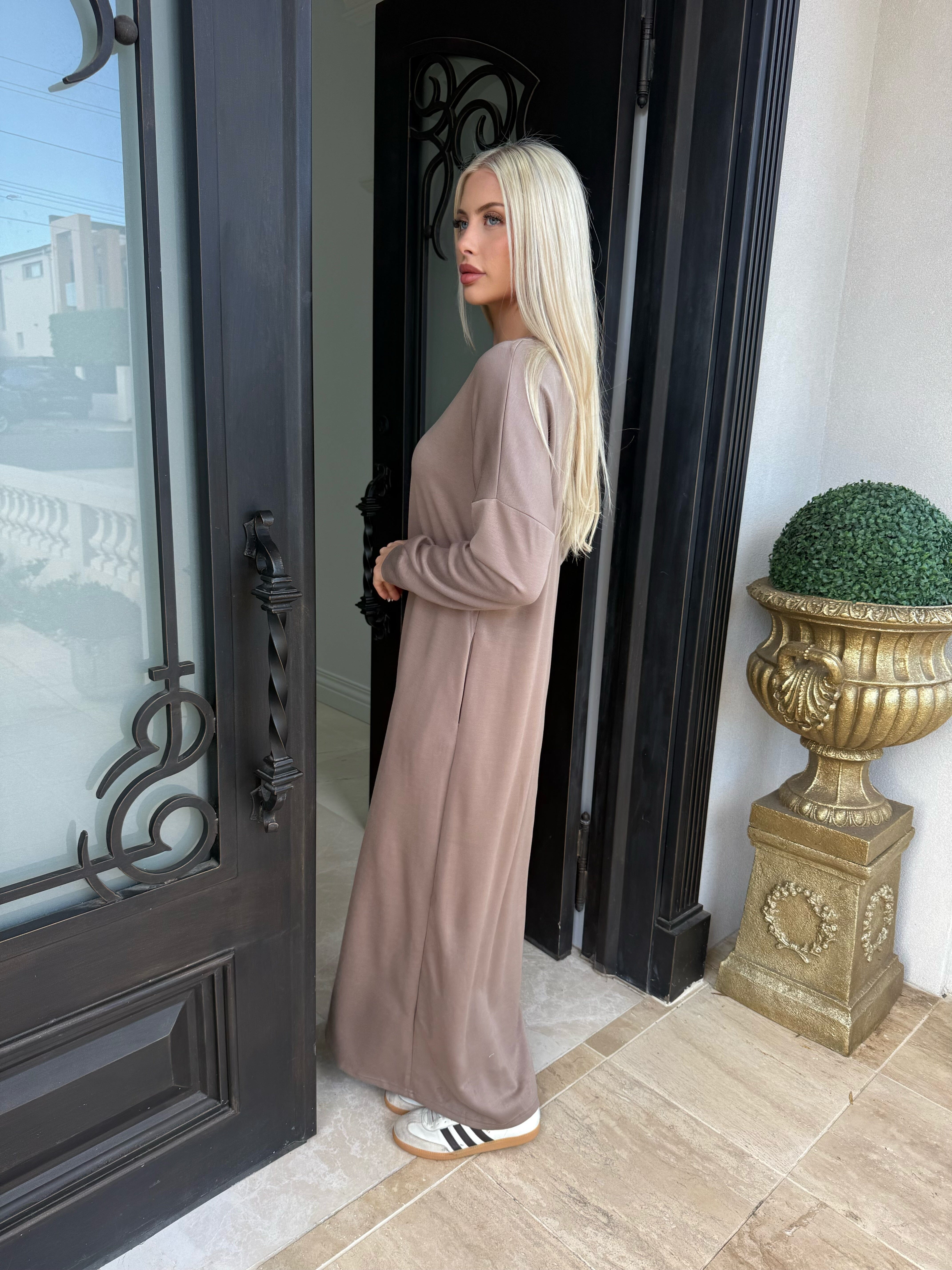 Good to Go Abaya
