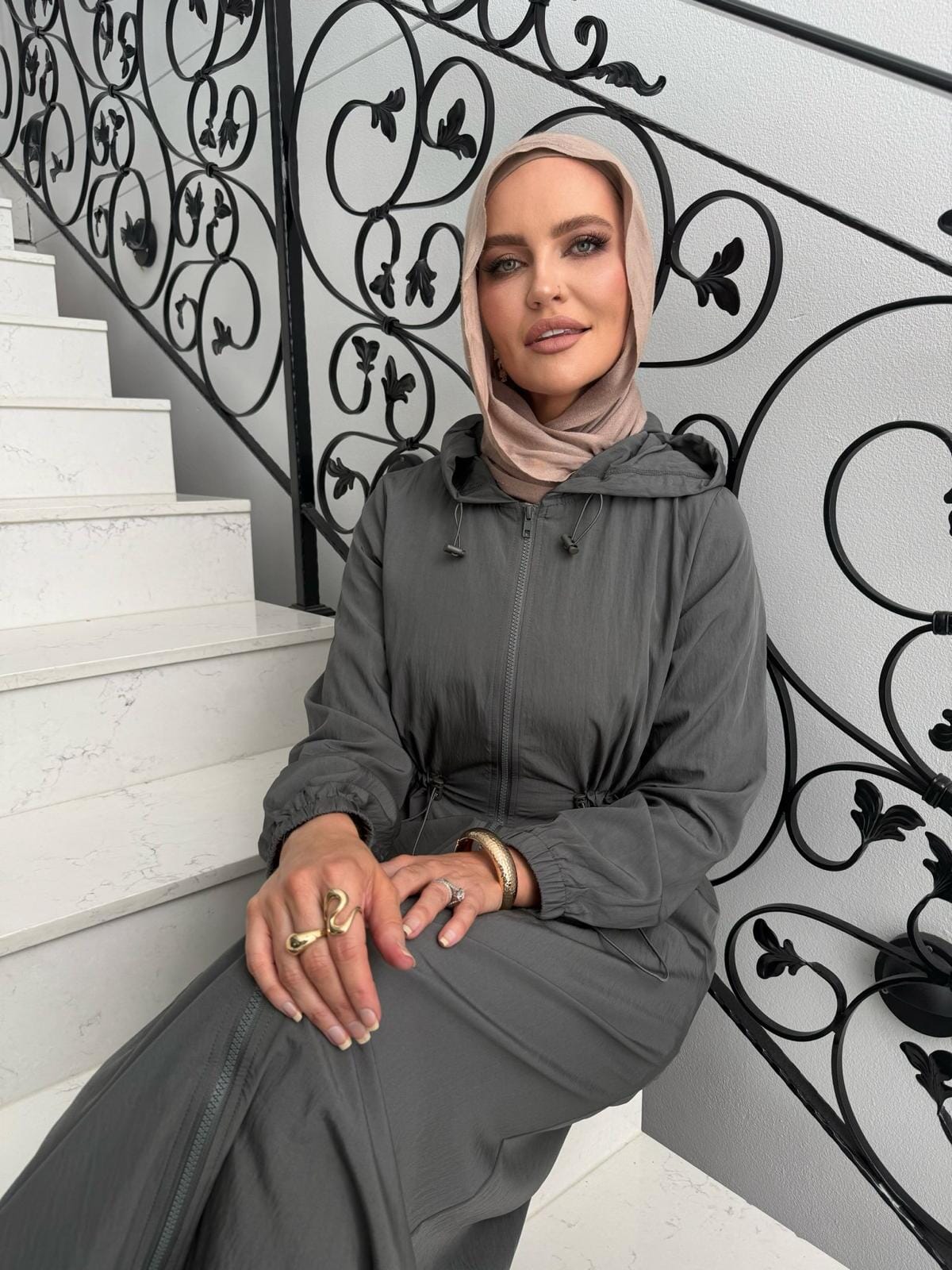 Modest Maxi Wind Breaker