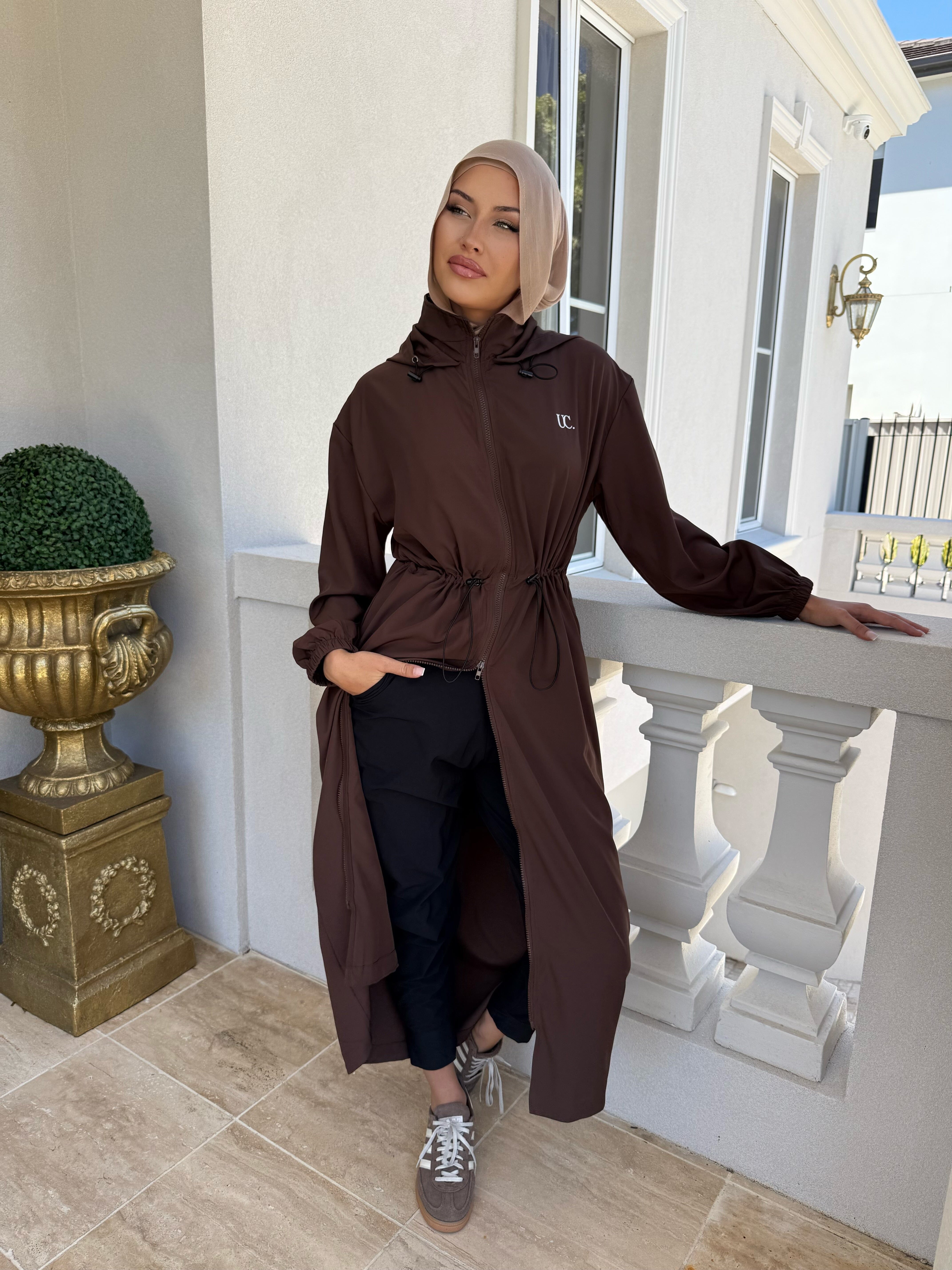 UC Maxi Wind Breaker