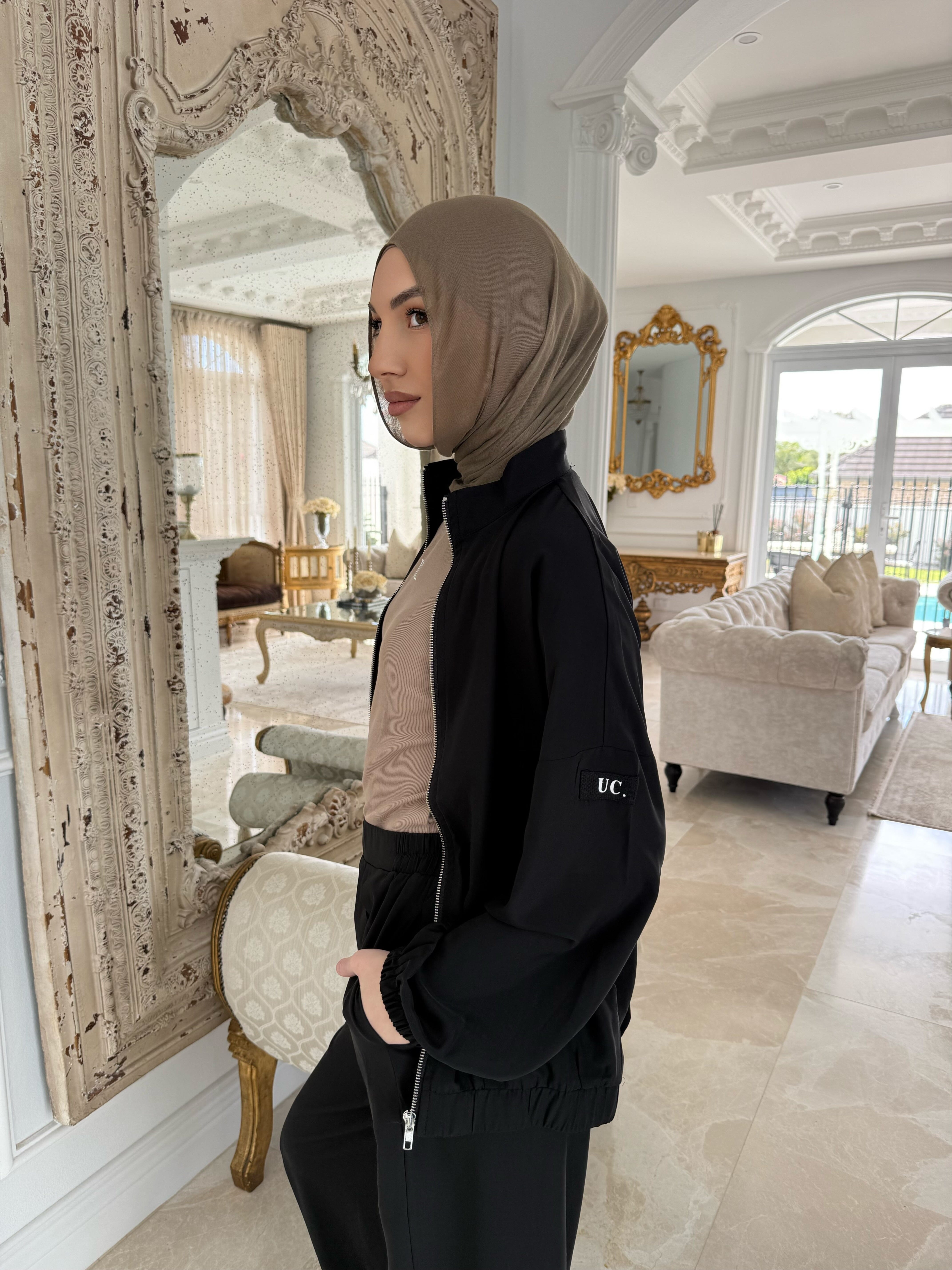 UC Tailored Set