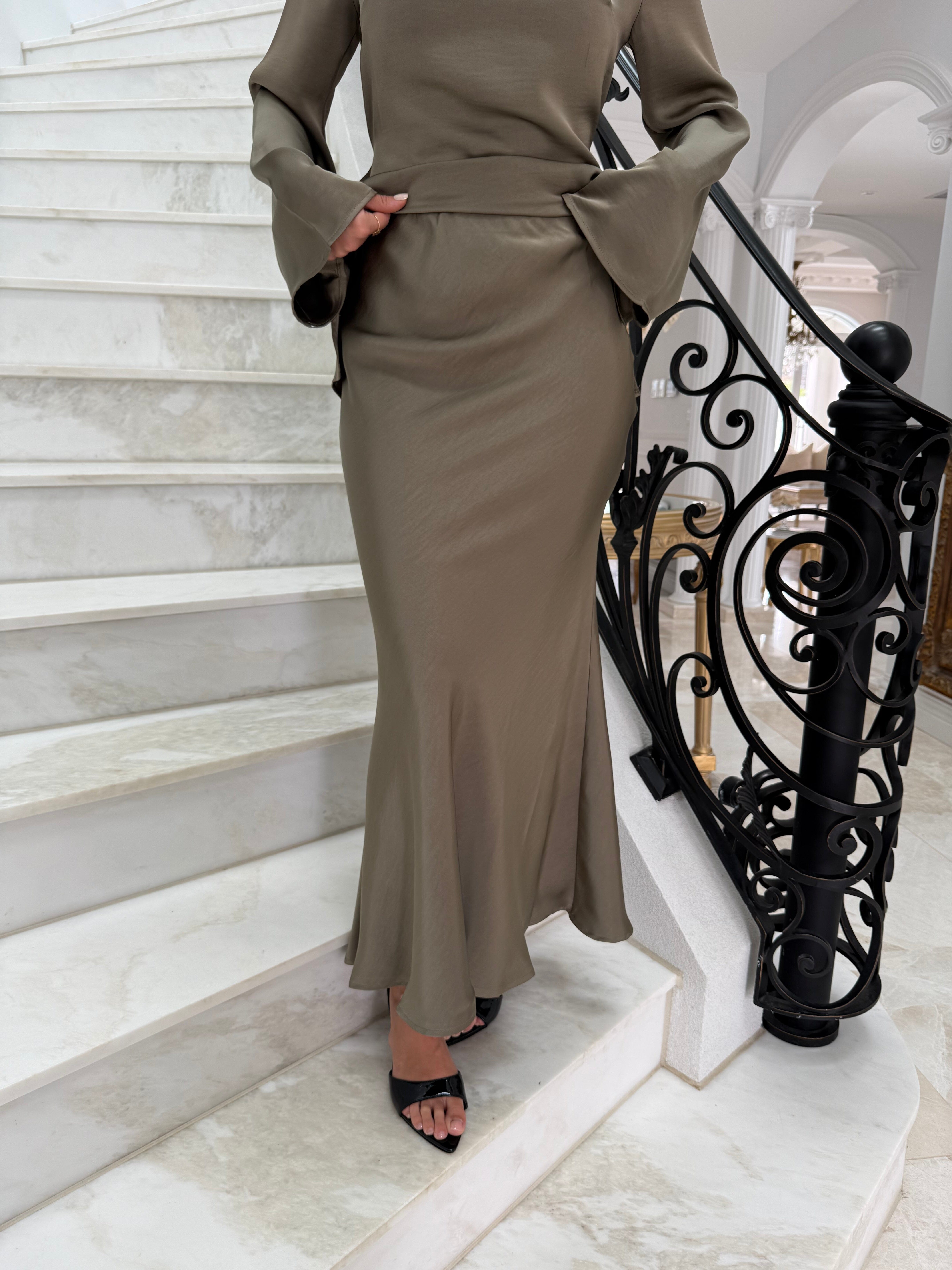 Layali High Neck Set
