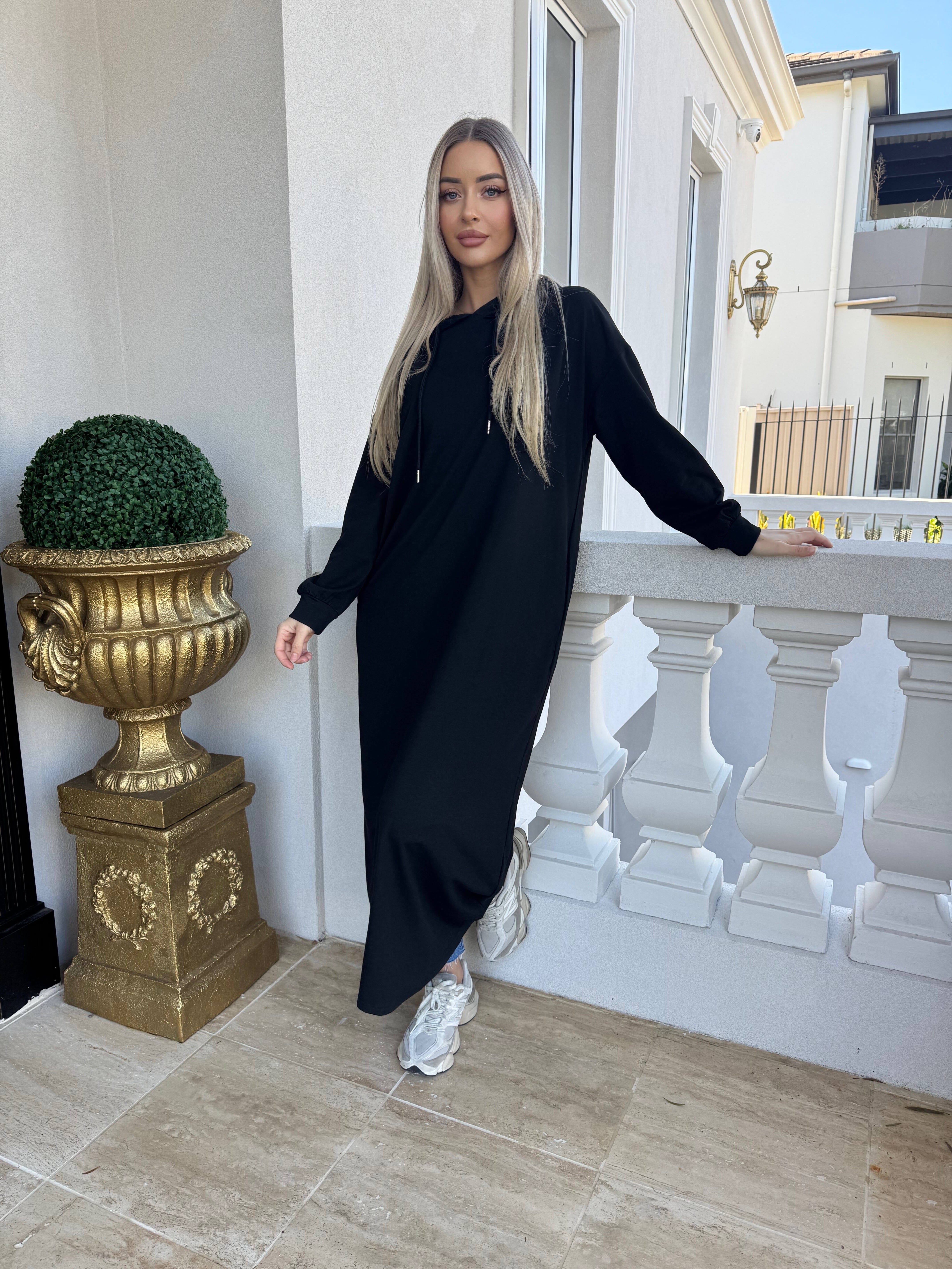 Laura Abaya