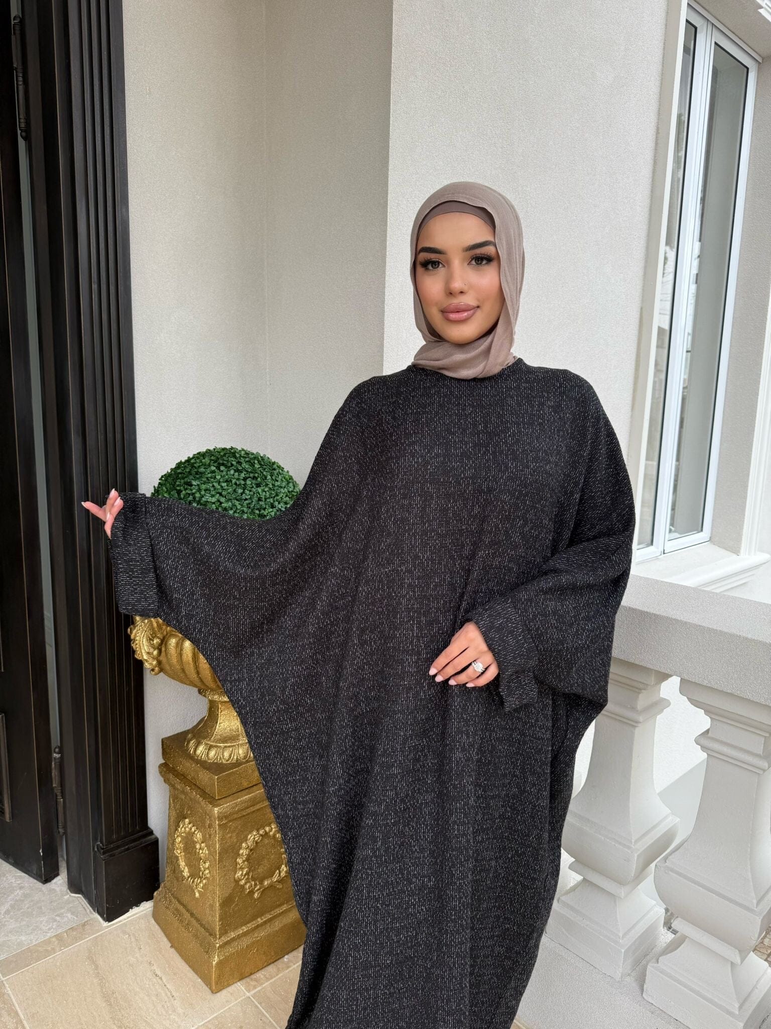 Tweed Abaya