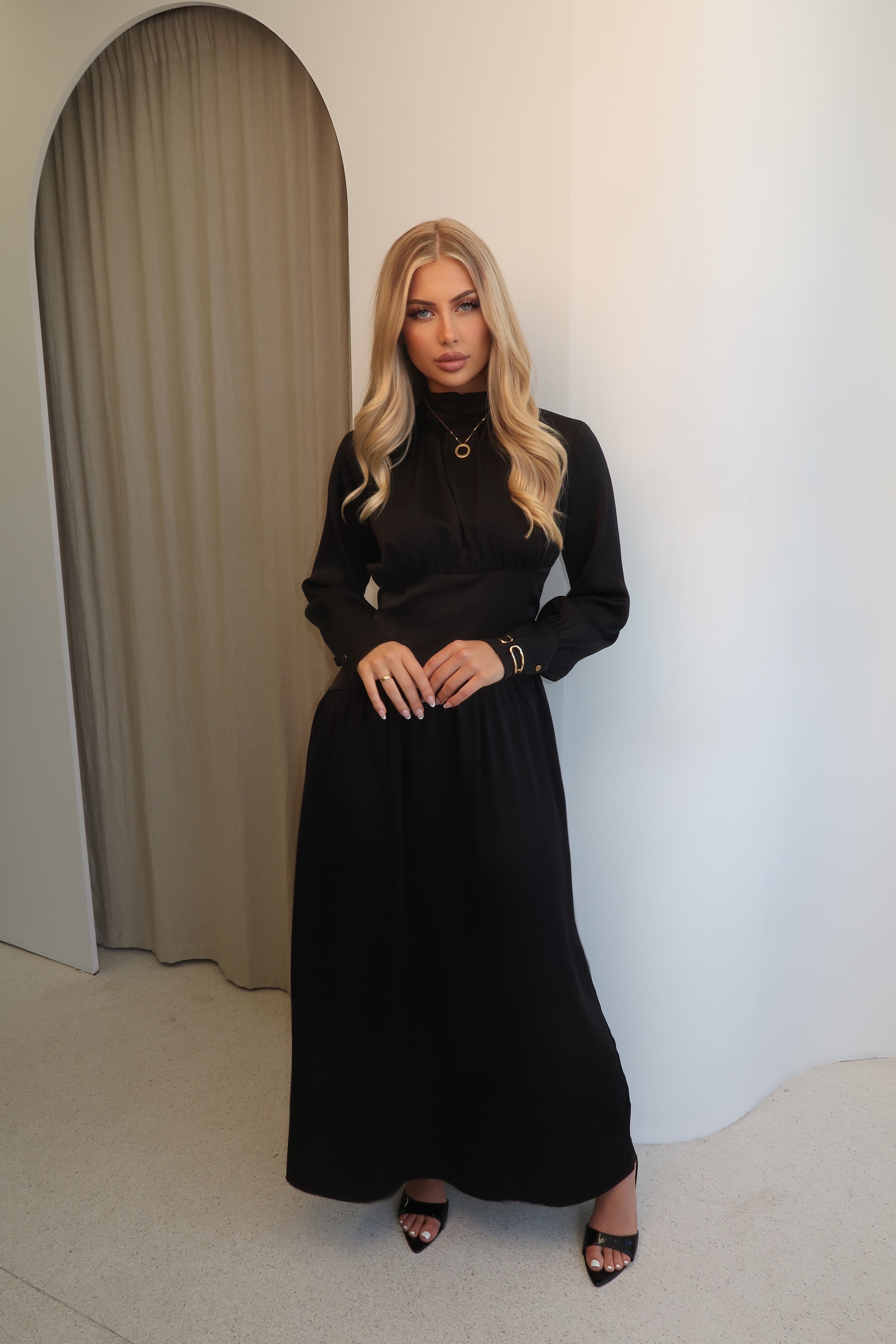 Layali Satin Dress