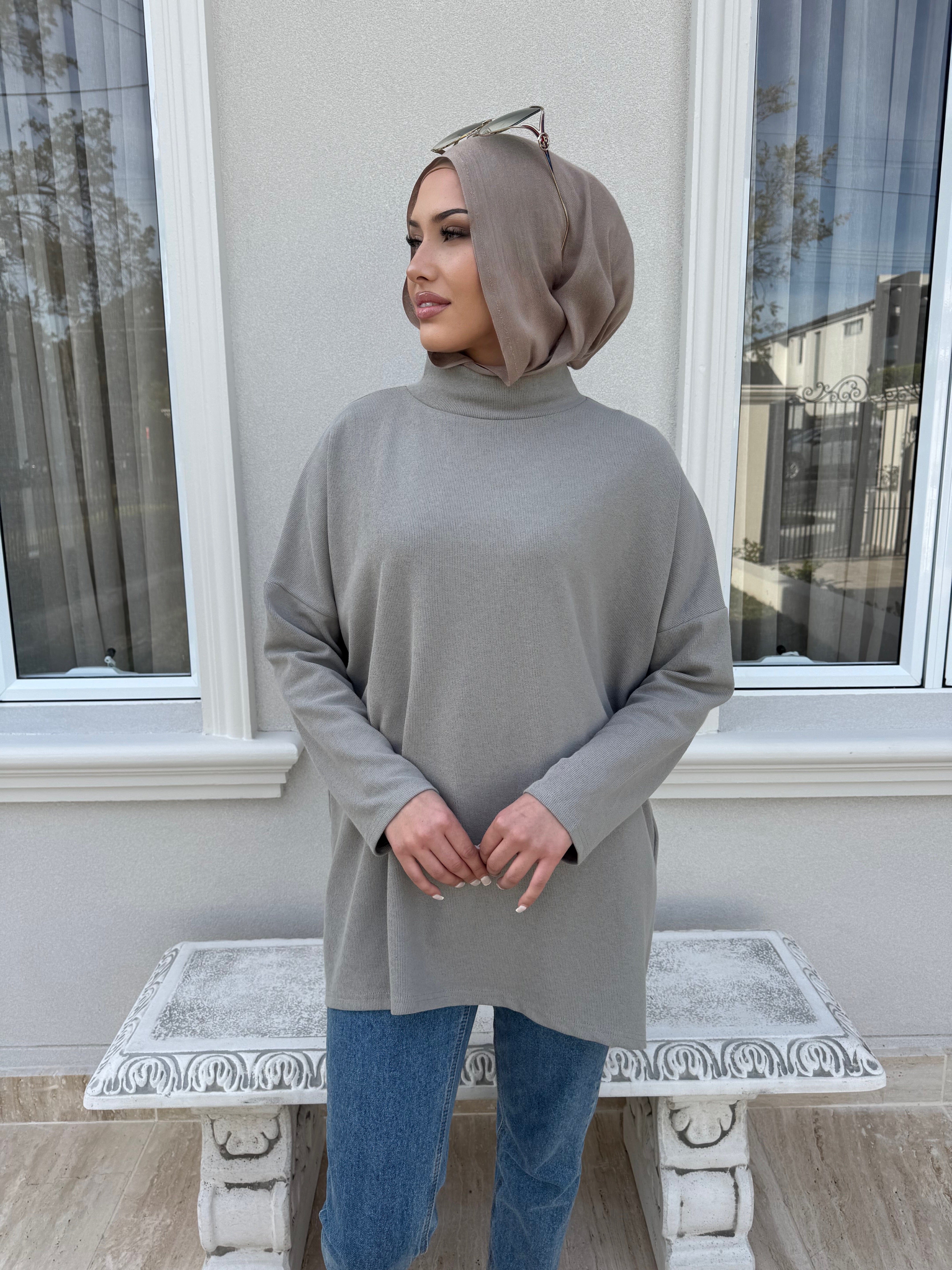 Ribbed High low jumper