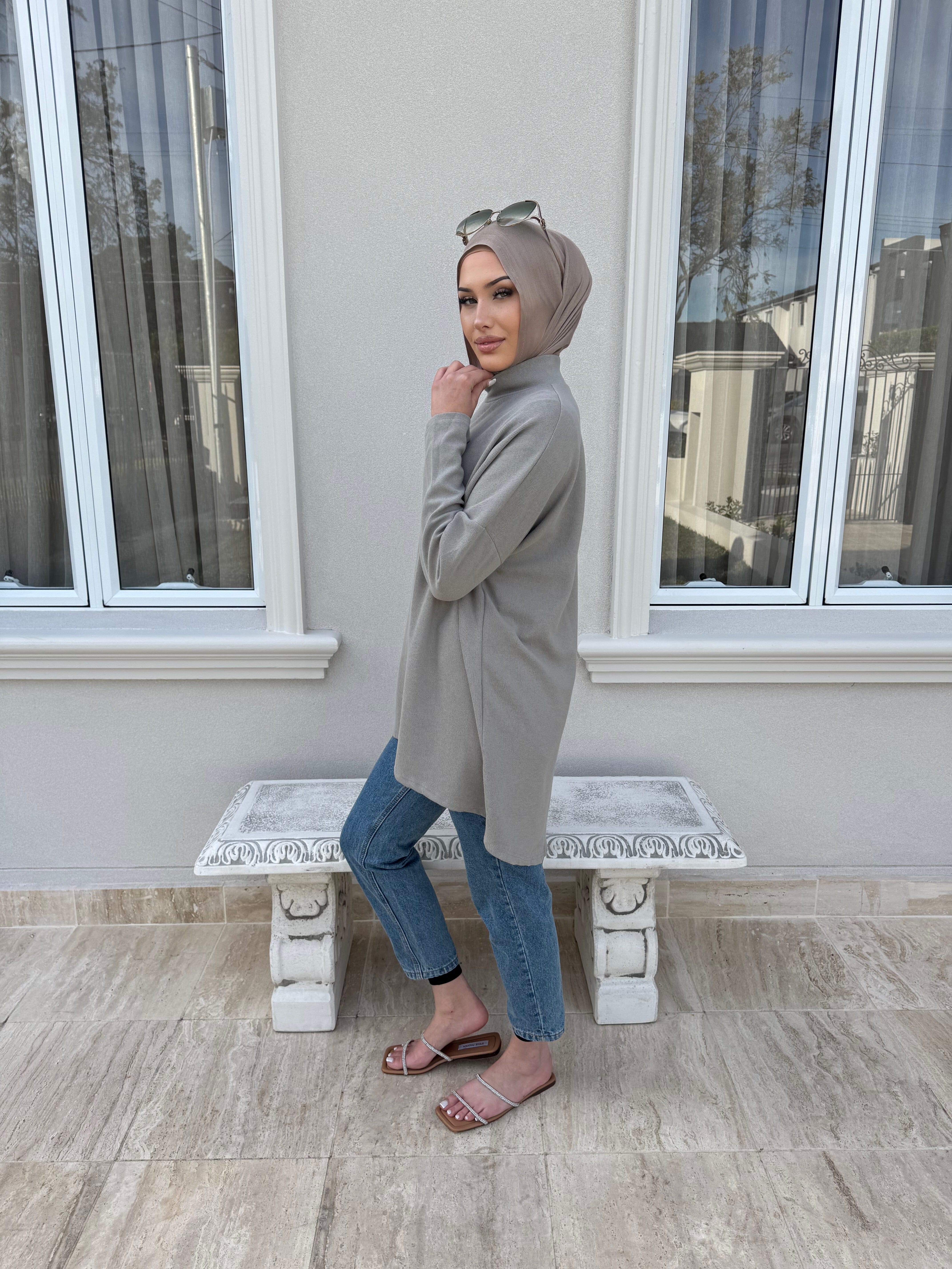 Ribbed High low jumper