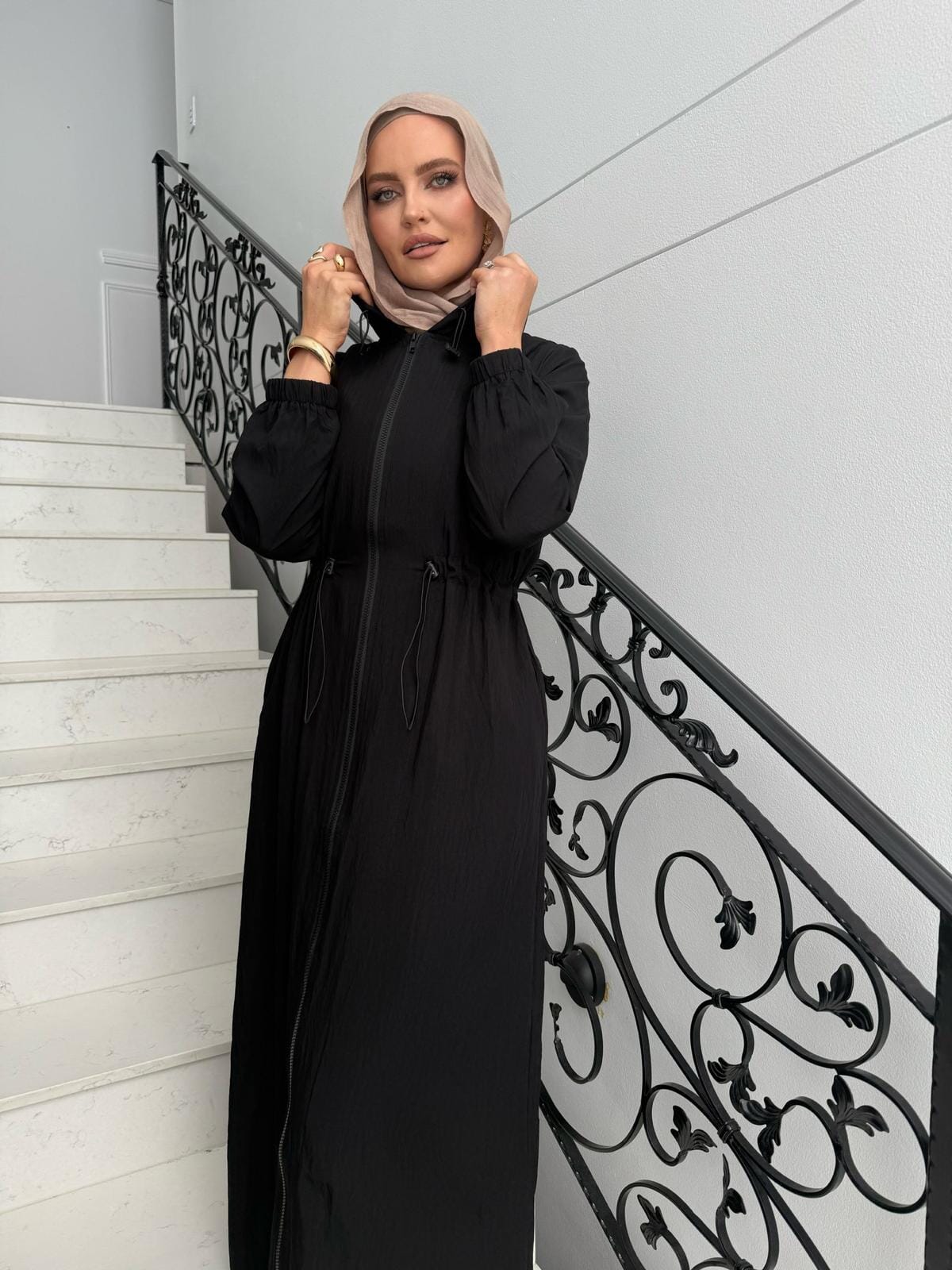 Modest Maxi Wind Breaker