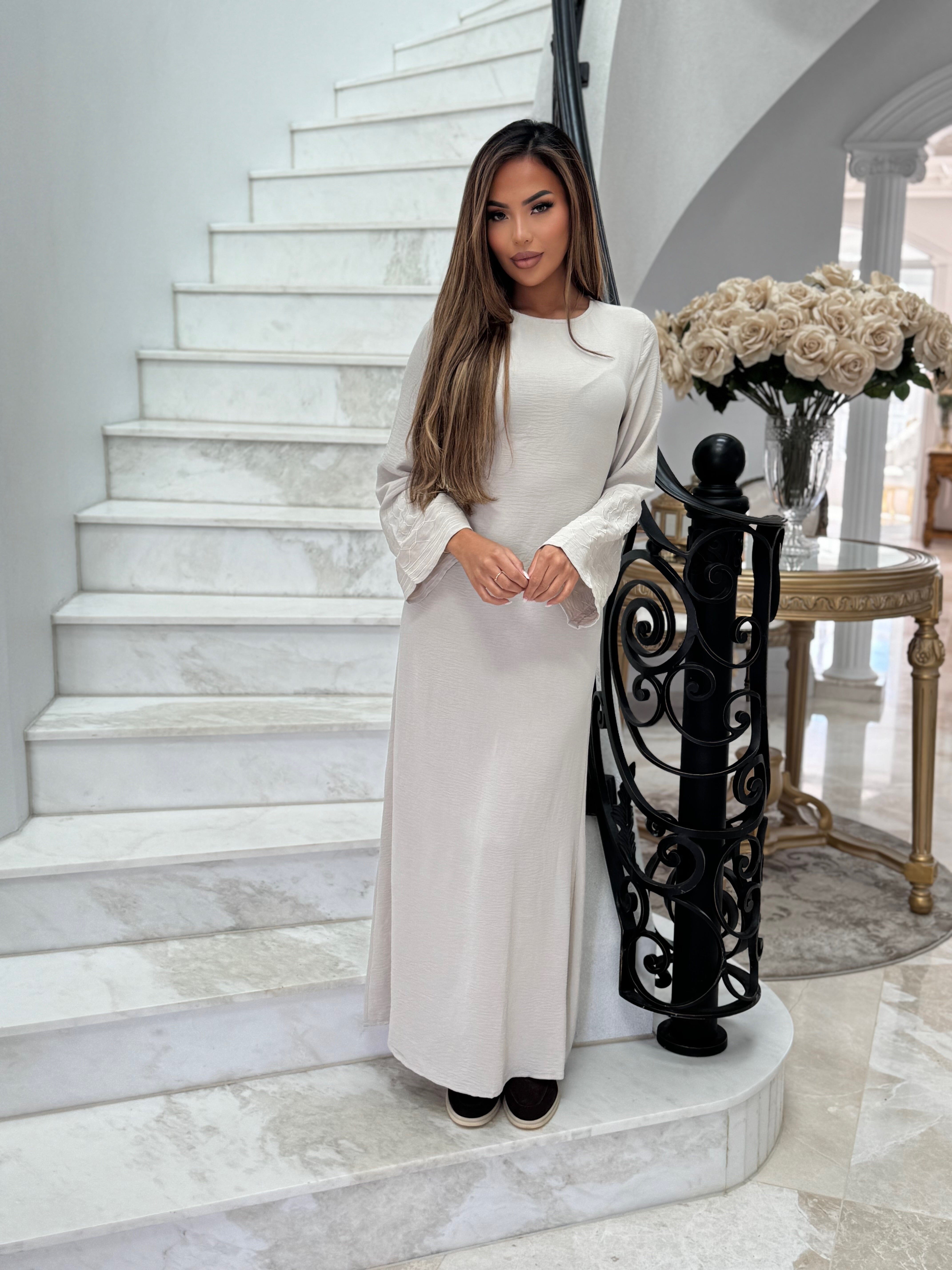 Lara Abaya Set