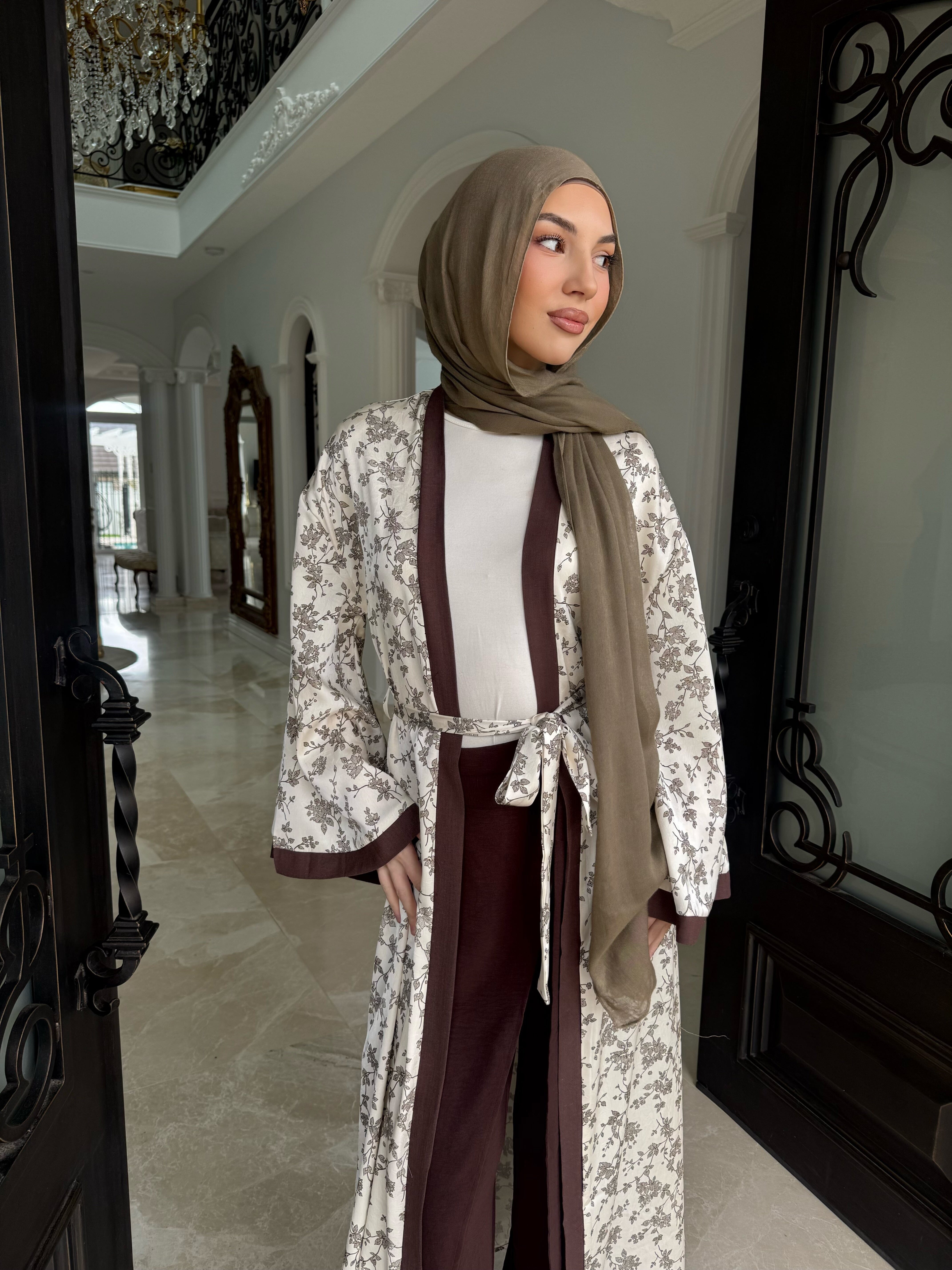 Soft Floral Abaya