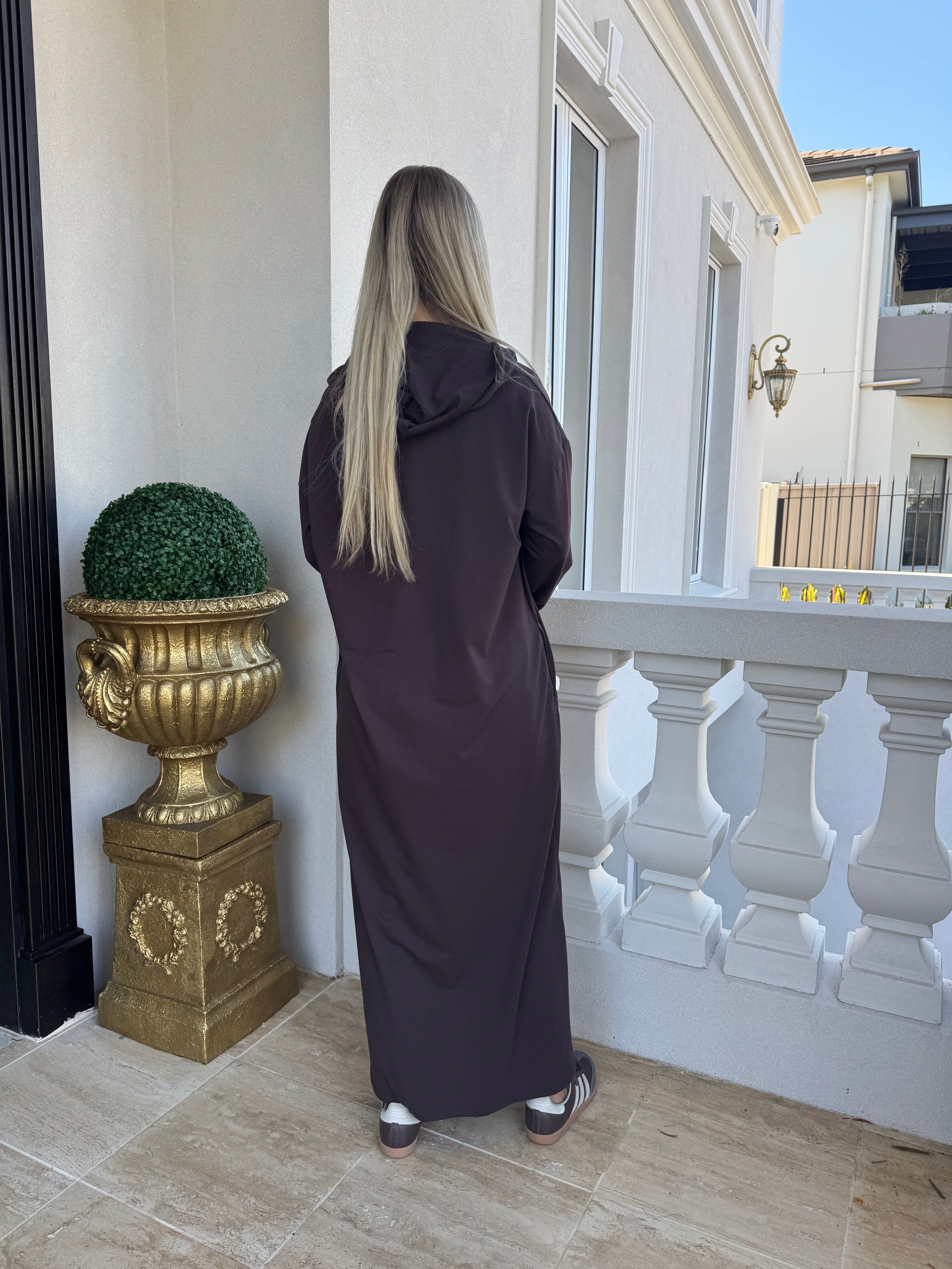 Laura Abaya