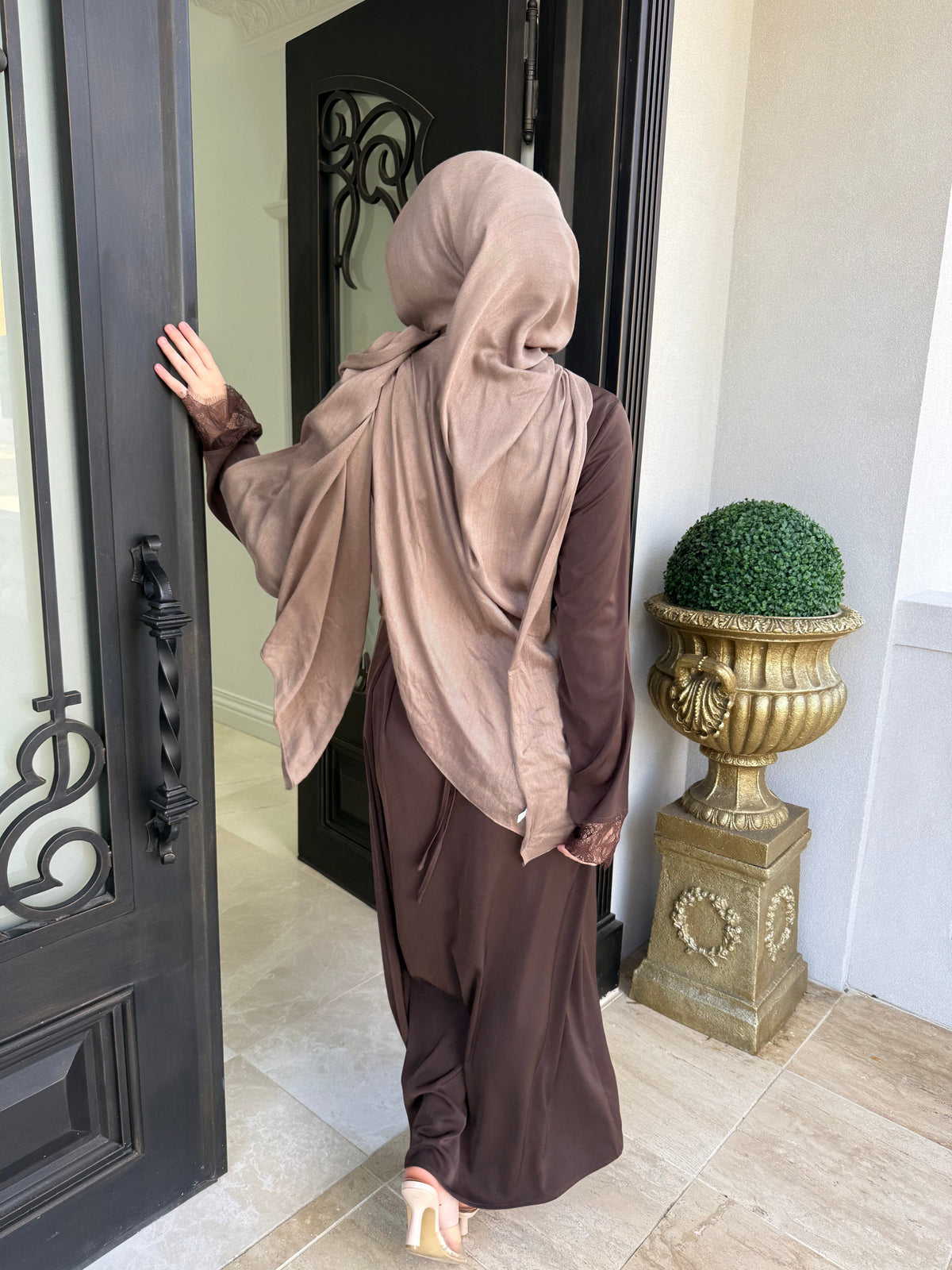 Lace Abaya Set