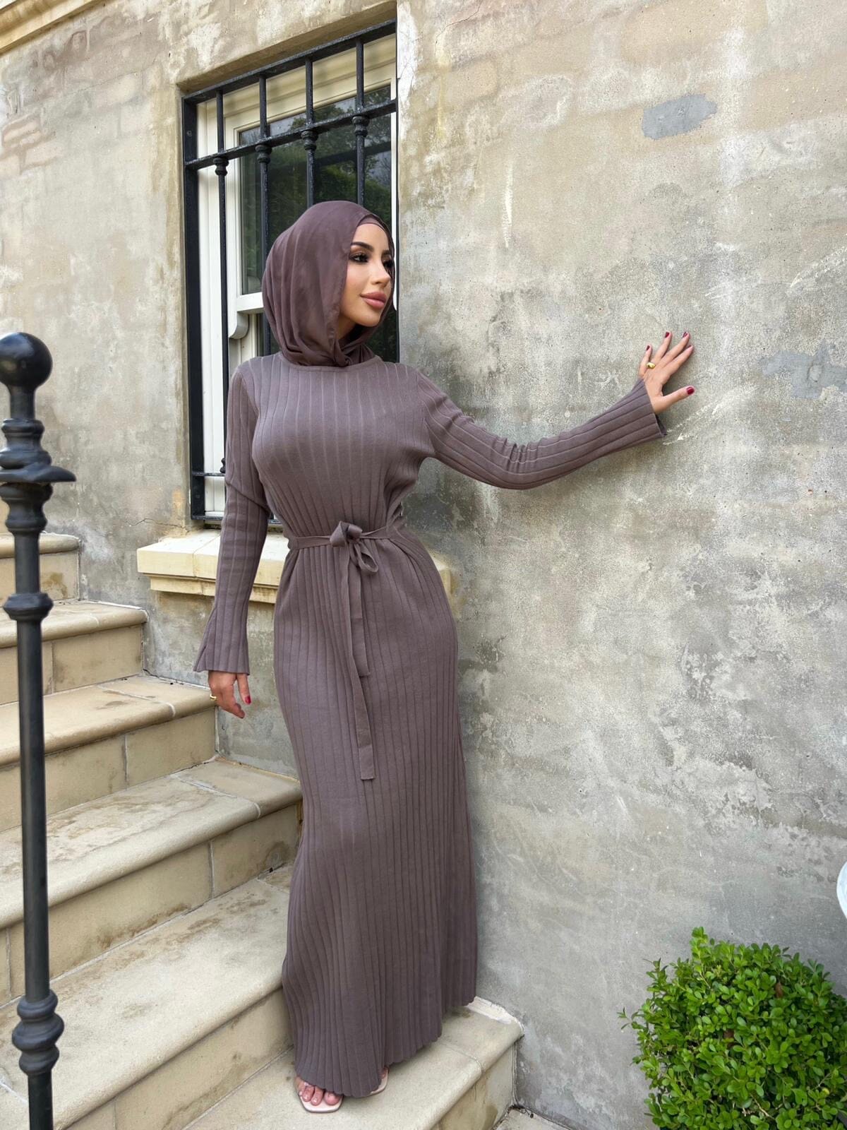 Amar Tie Belle Sleeve Knit Dress