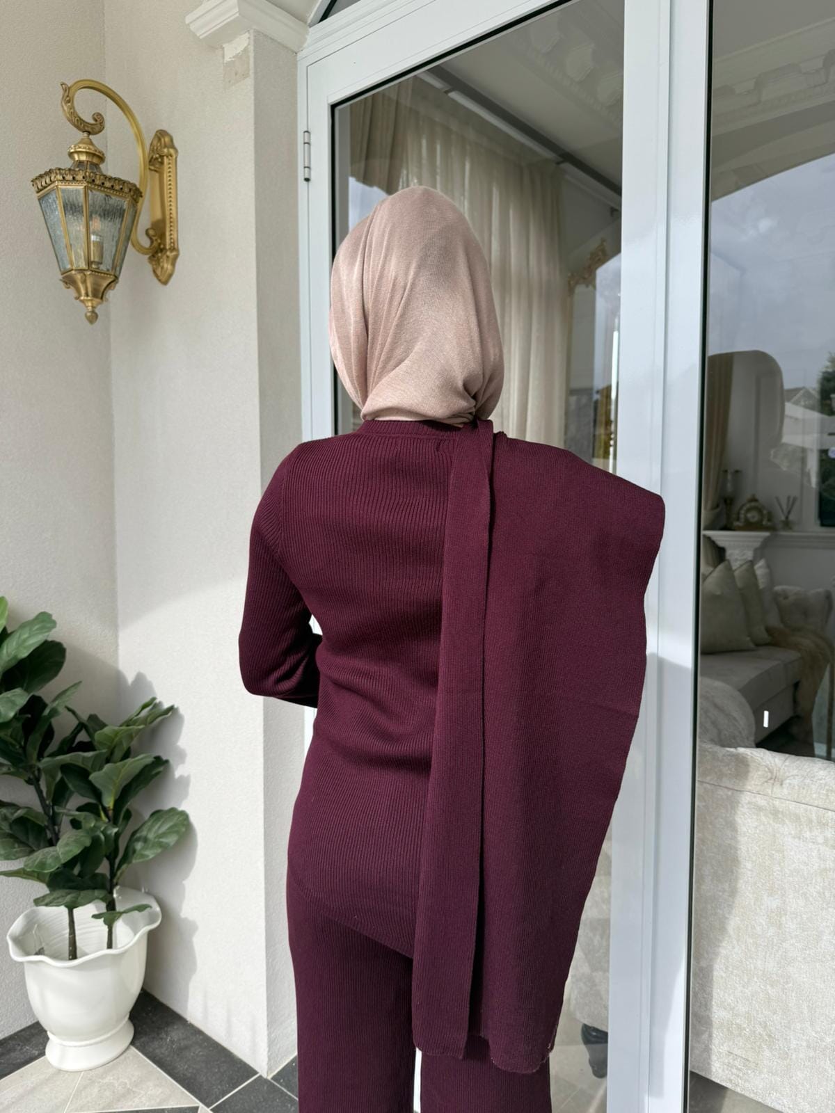 Tima Throw Knit Set
