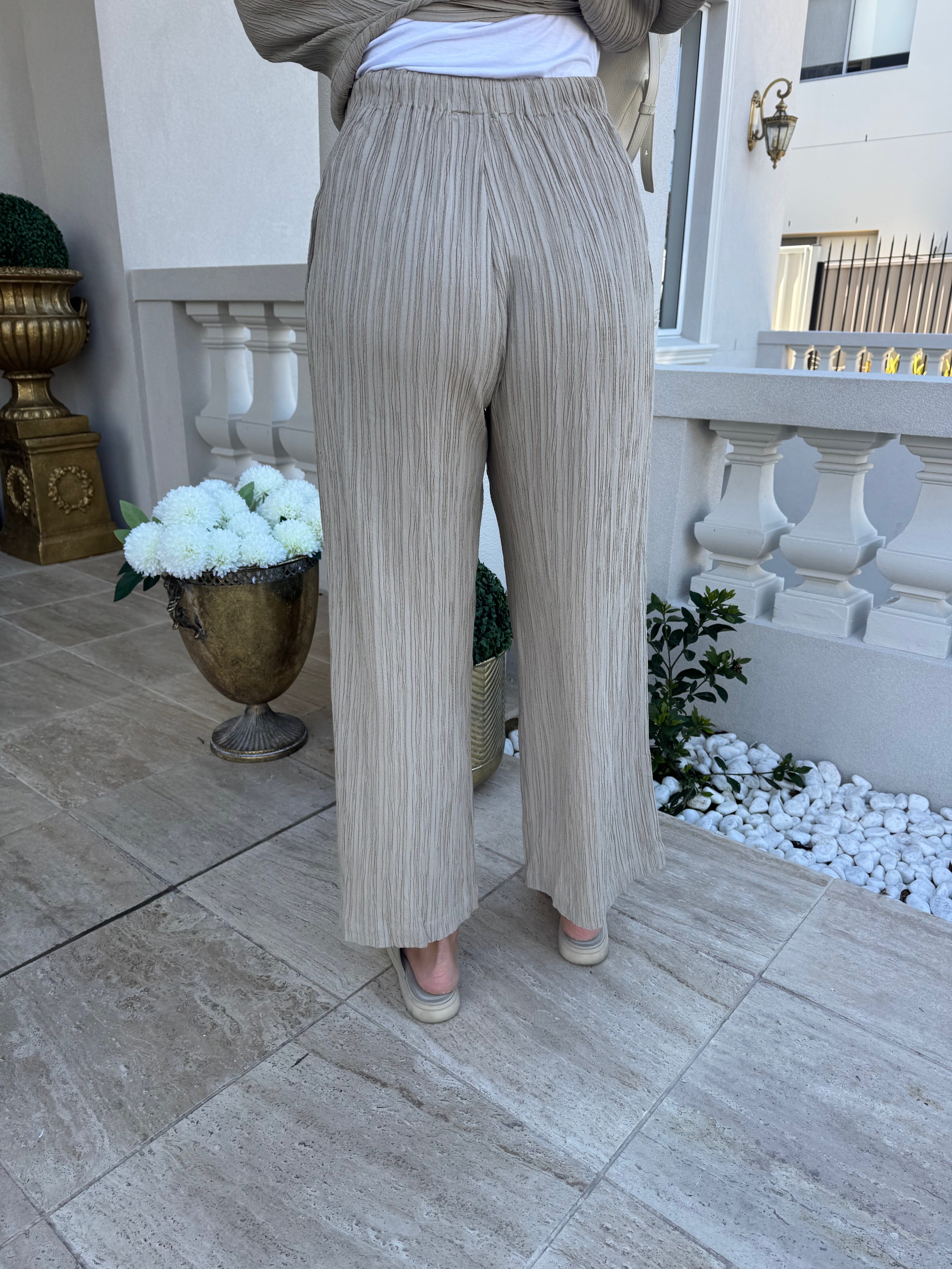 Wafa Cardigan Set