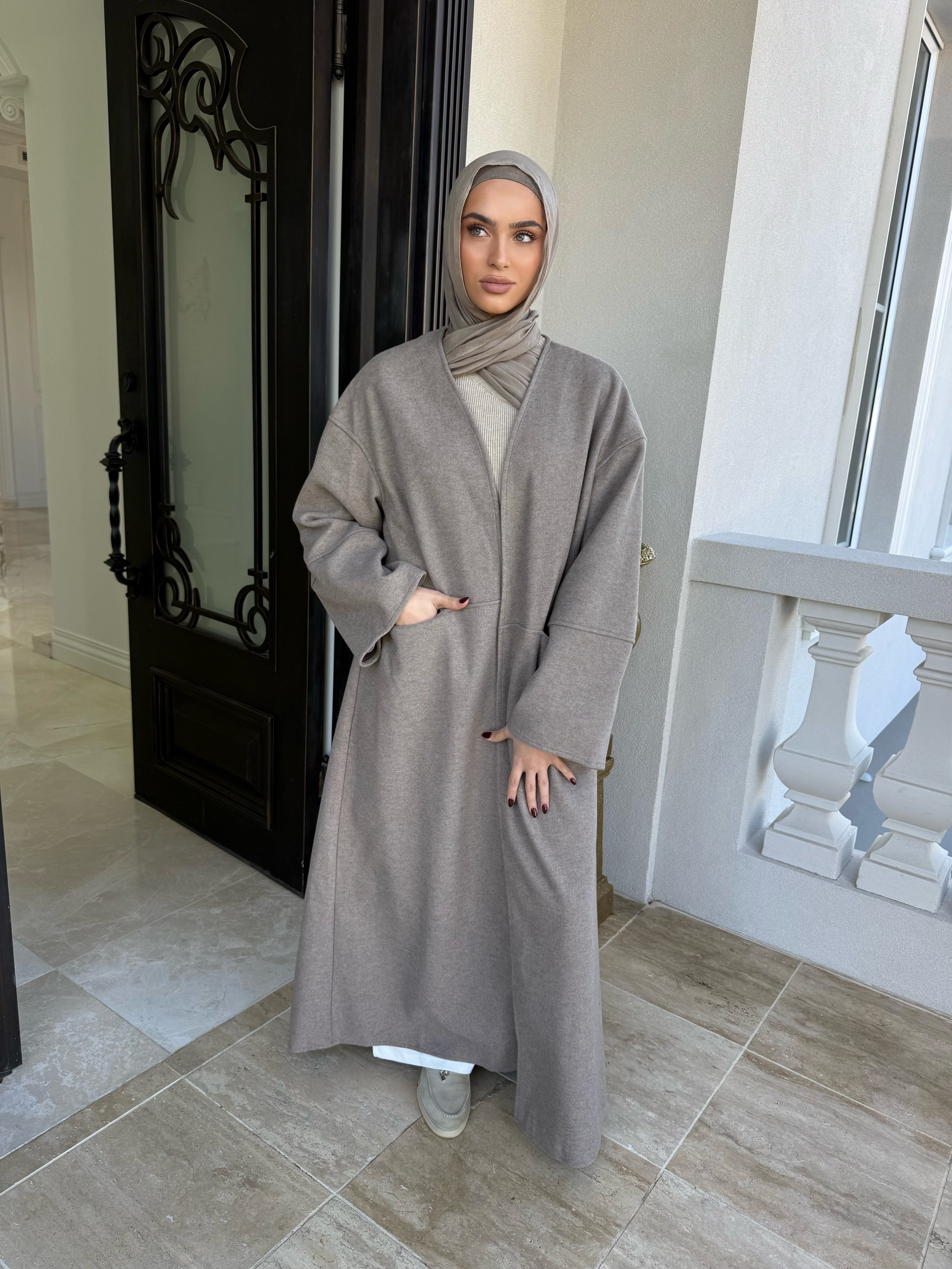Mom Pocket Open Abaya