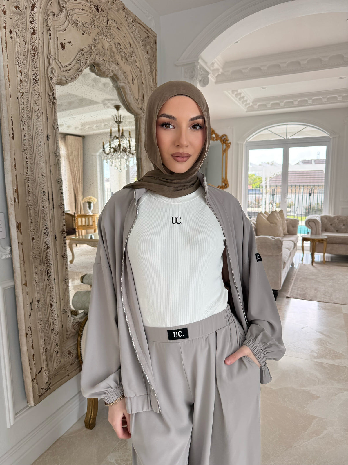 UC Tailored Set