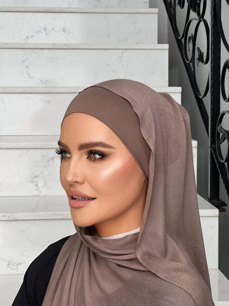 
            
                Load image into Gallery viewer, Saddle Hijab Set
            
        