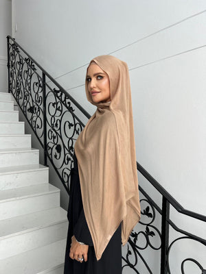 
            
                Load image into Gallery viewer, Bronze Hijab Set
            
        