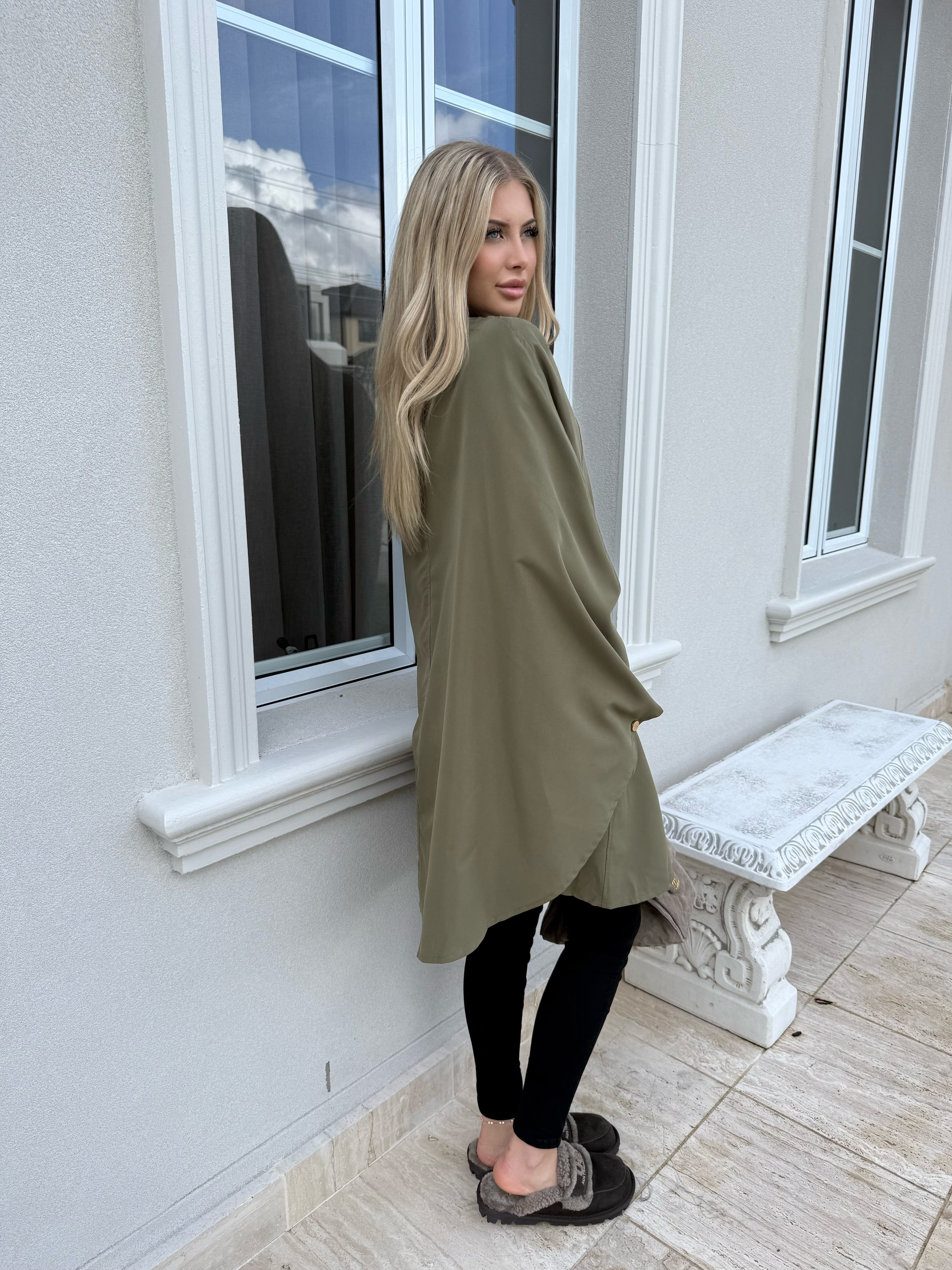 Poncho Trench