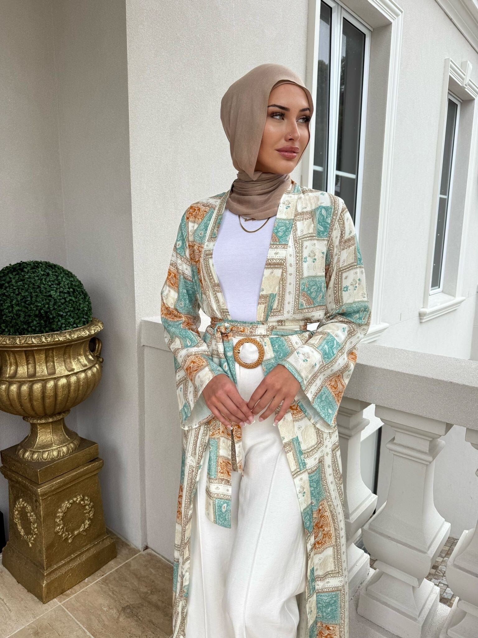 Mirna Open Abaya