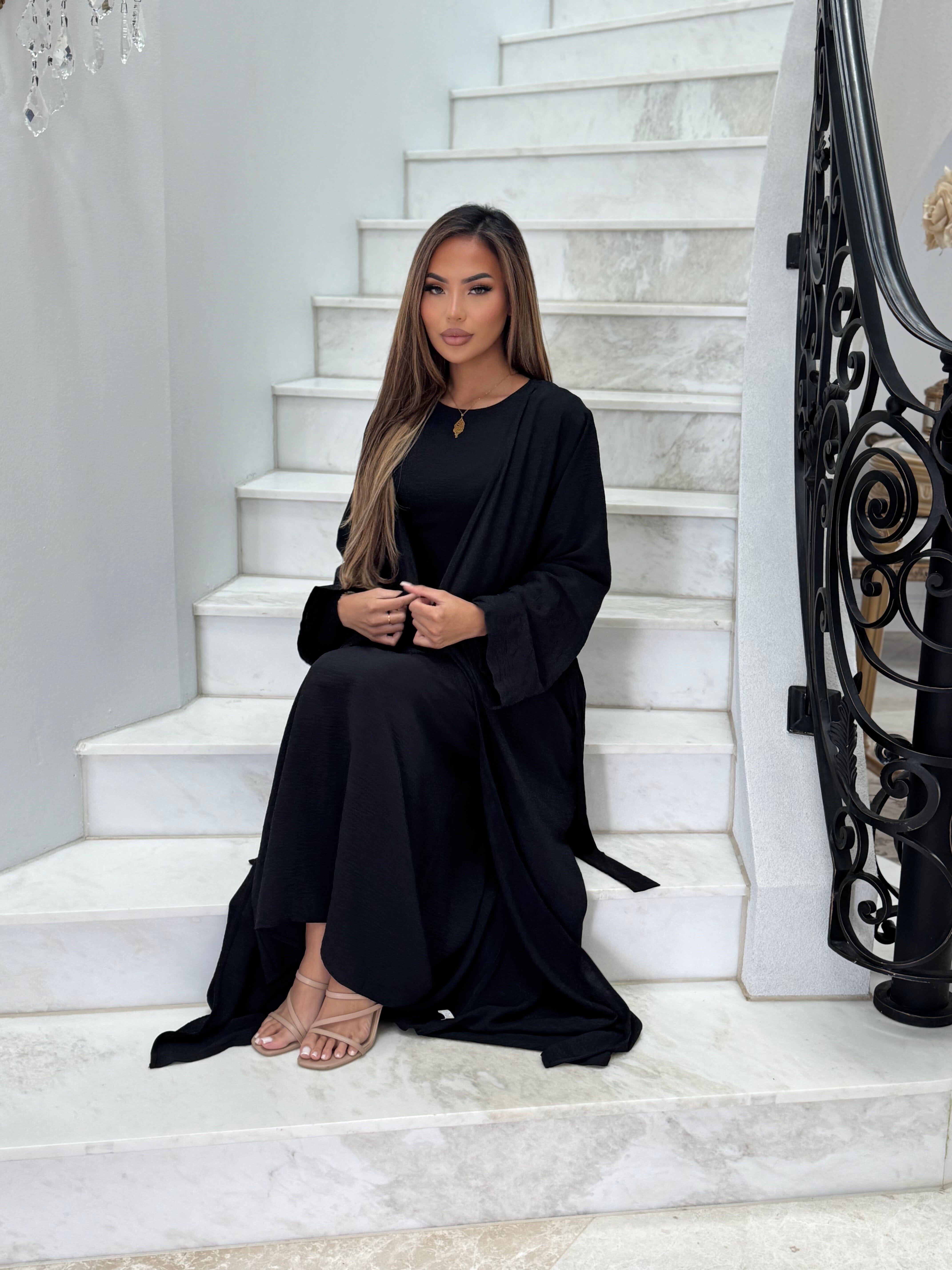 Lara Abaya Set