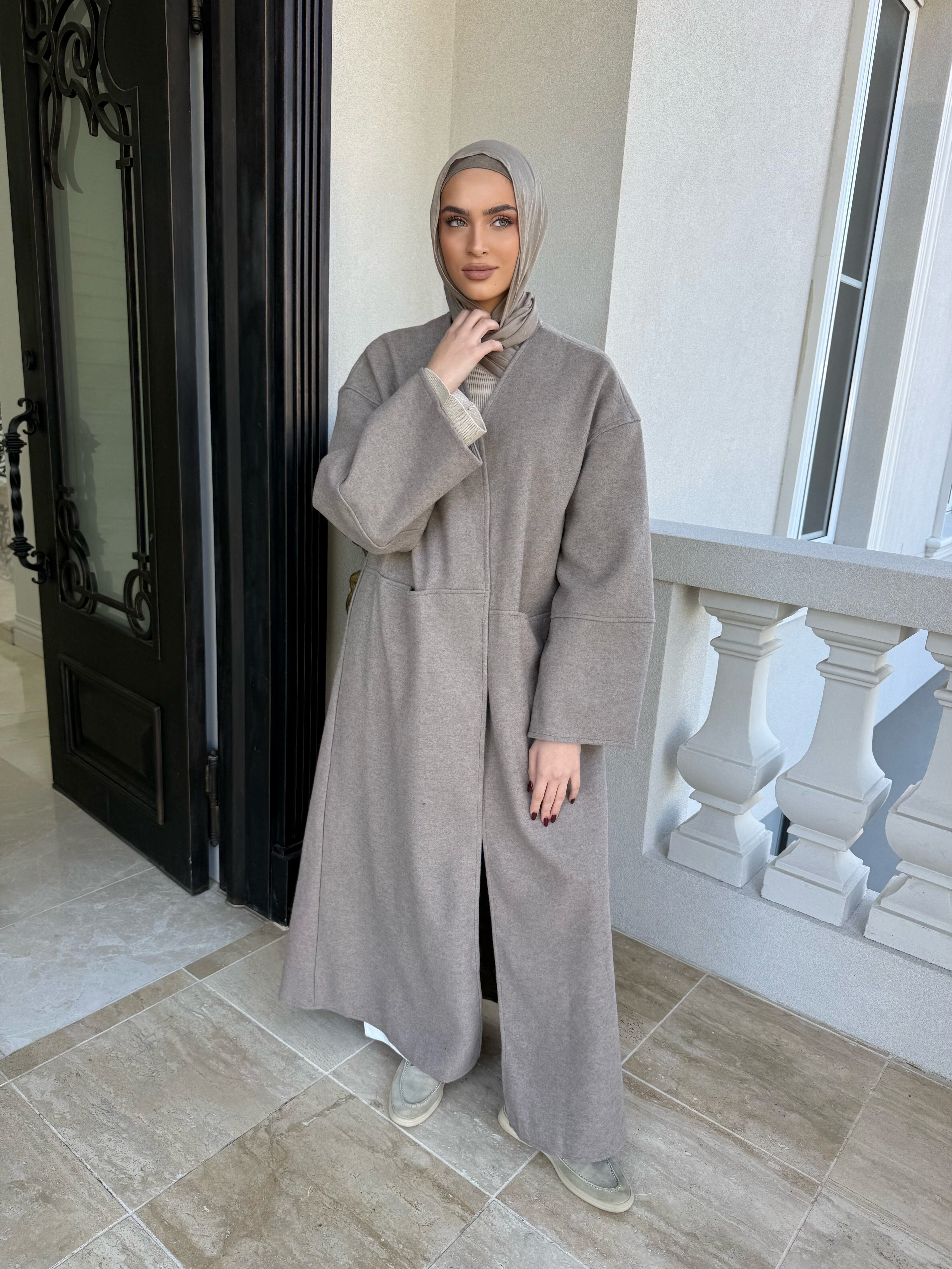 Mom Pocket Open Abaya