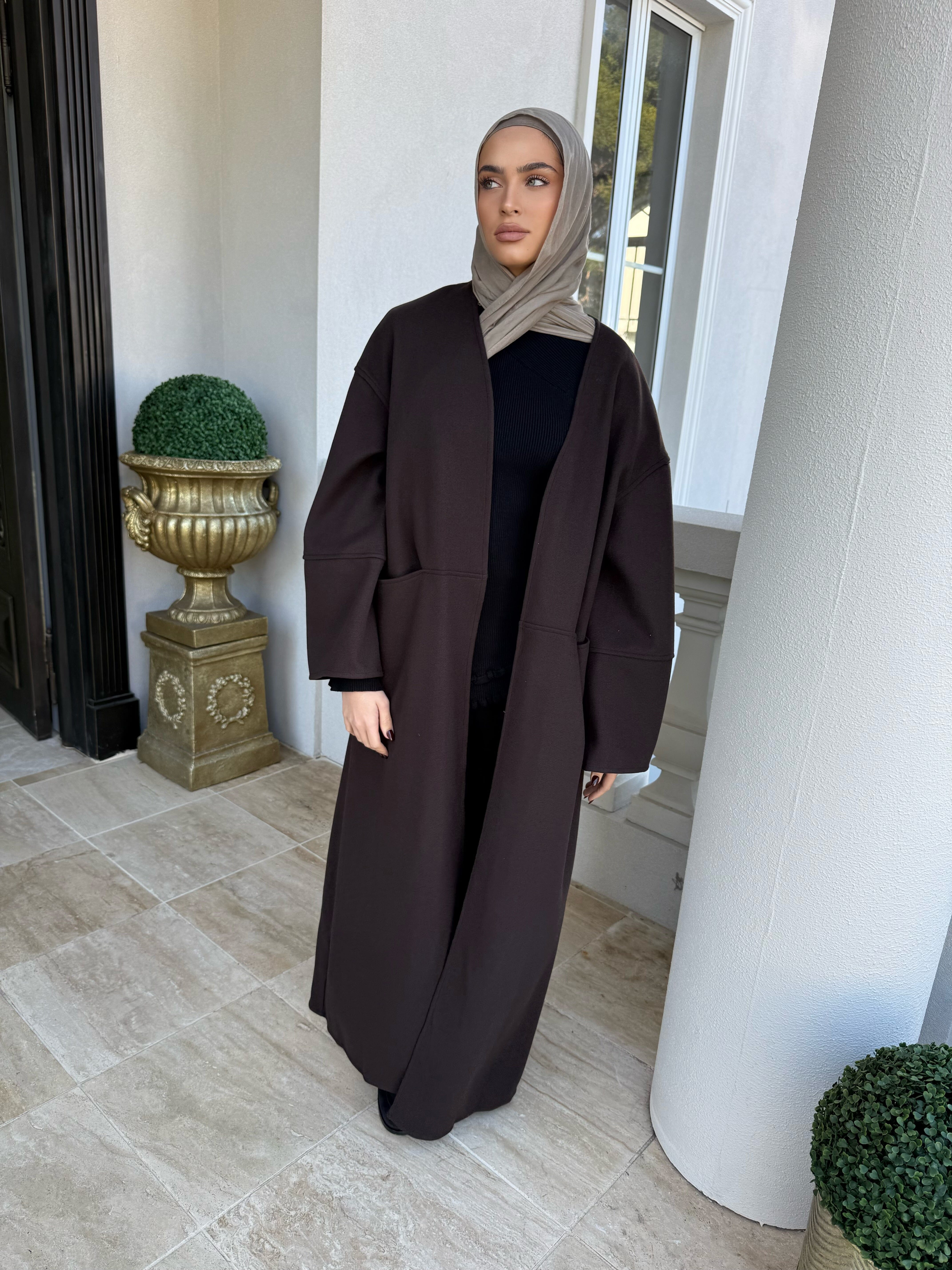 Mom Pocket Open Abaya