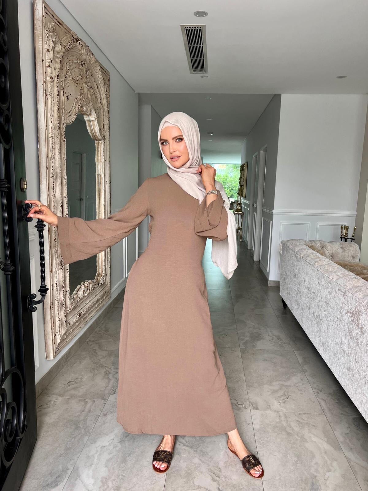 Tie Abaya