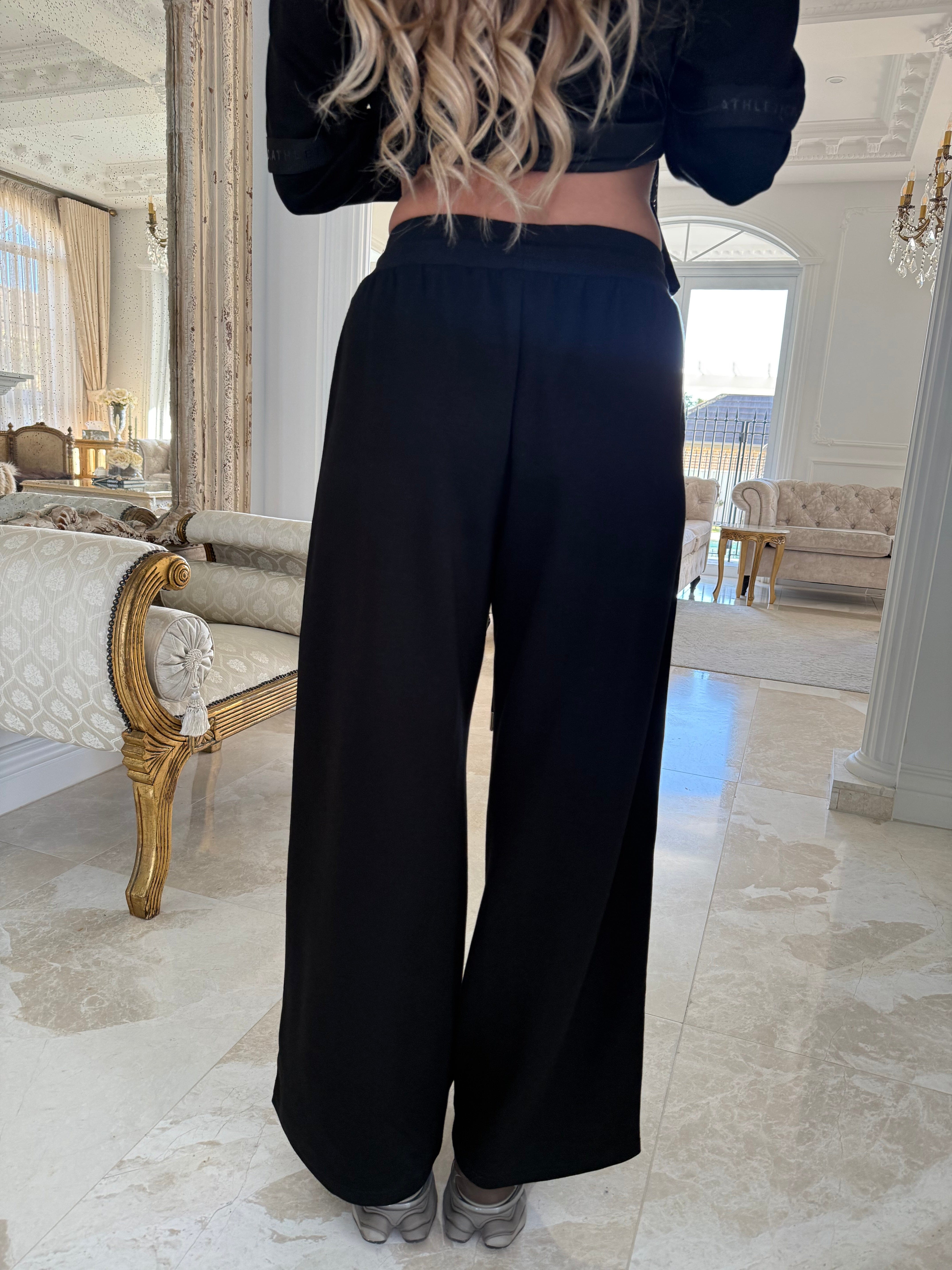 UC Relaxed Set
