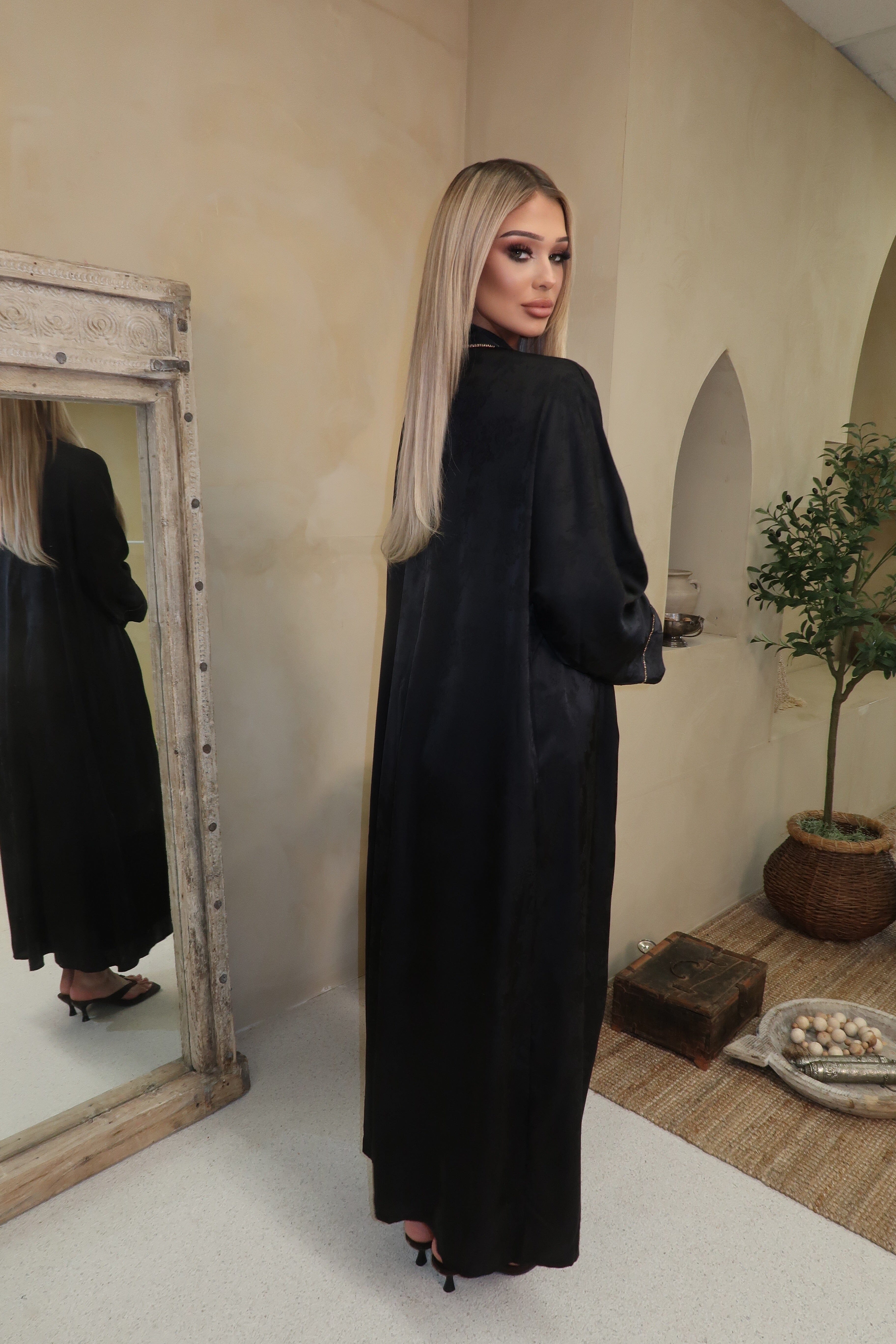 Layali Embroidered Abaya Set