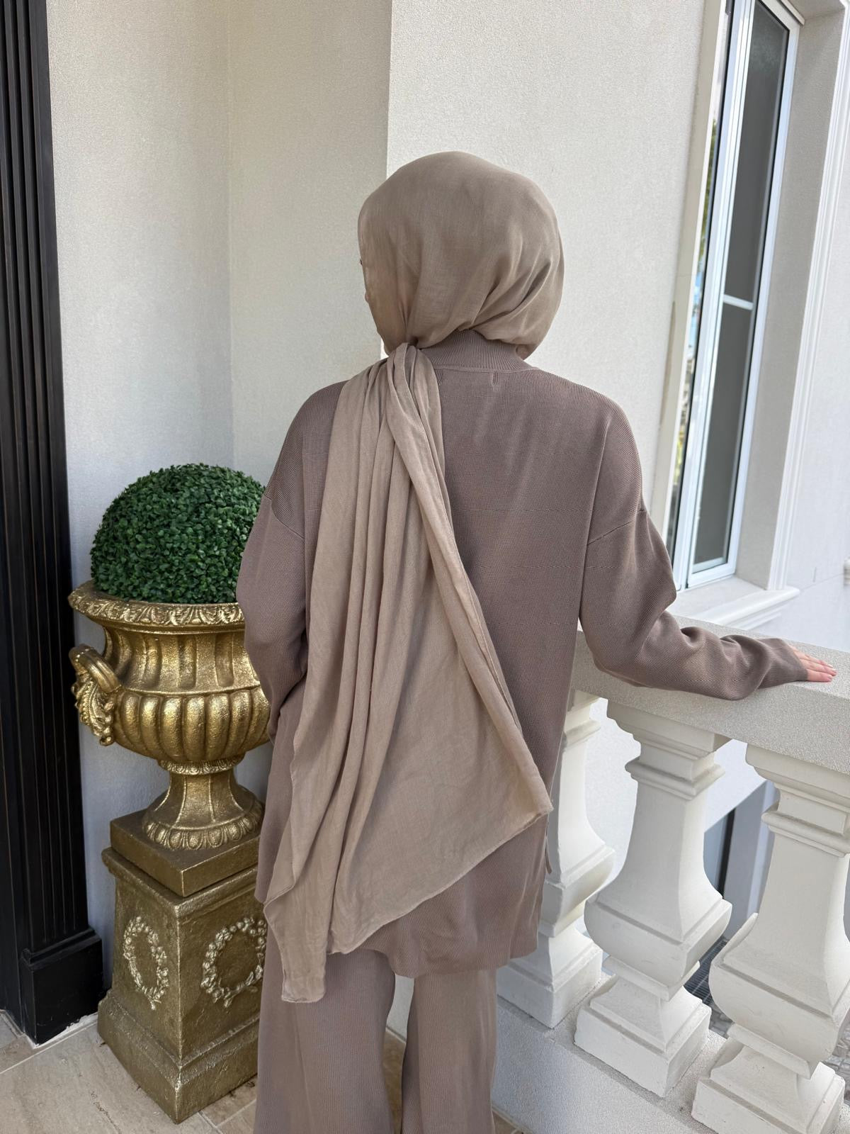 Amal Knit Set