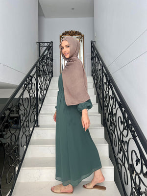 
            
                Load image into Gallery viewer, Samar Chiffon Dress
            
        