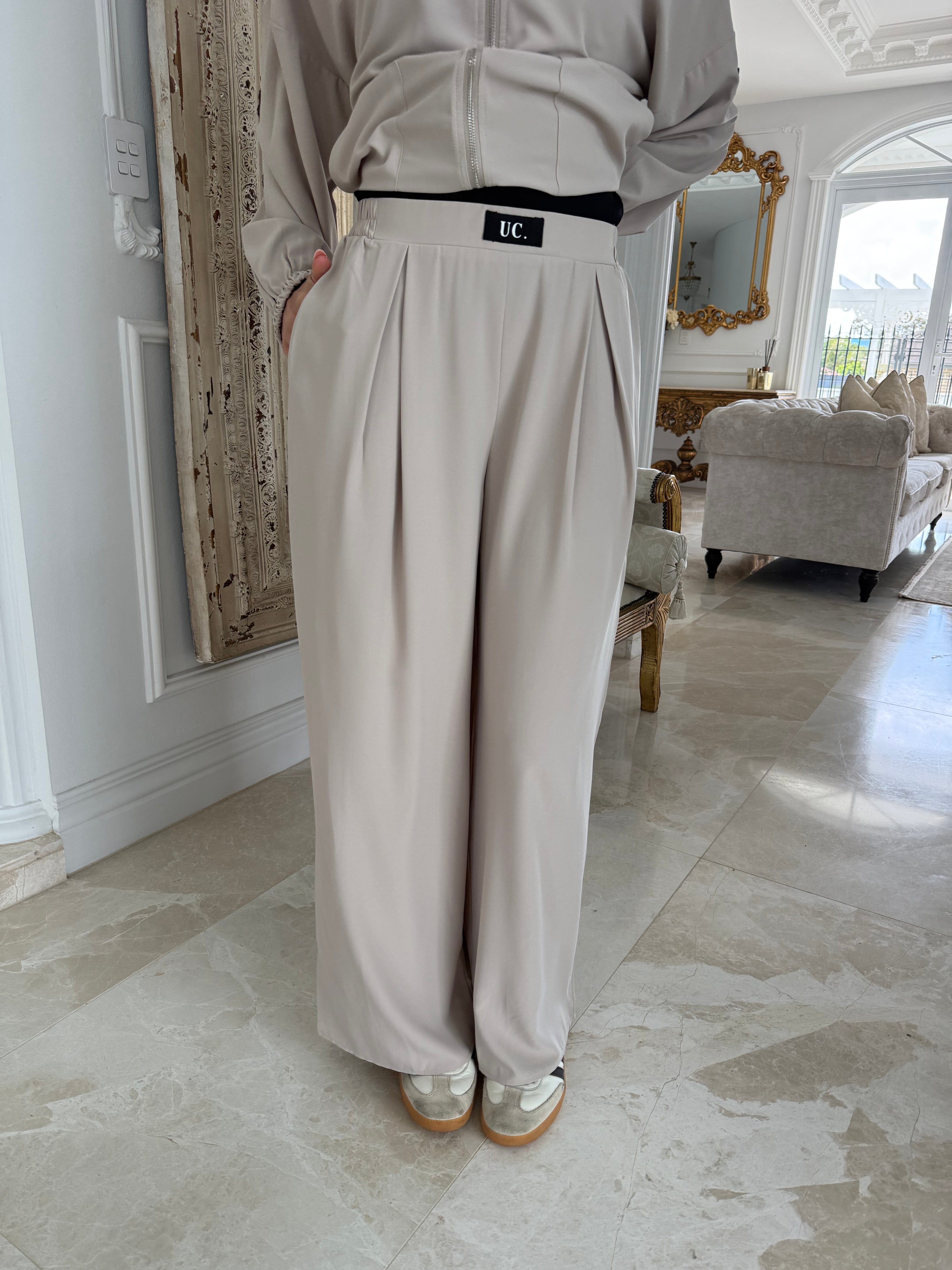UC Tailored Set