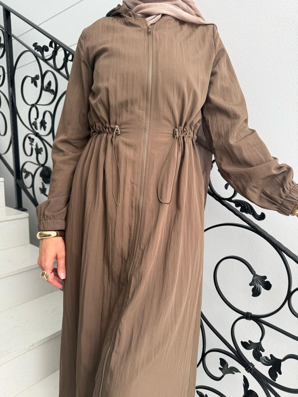 Modest Maxi Wind Breaker