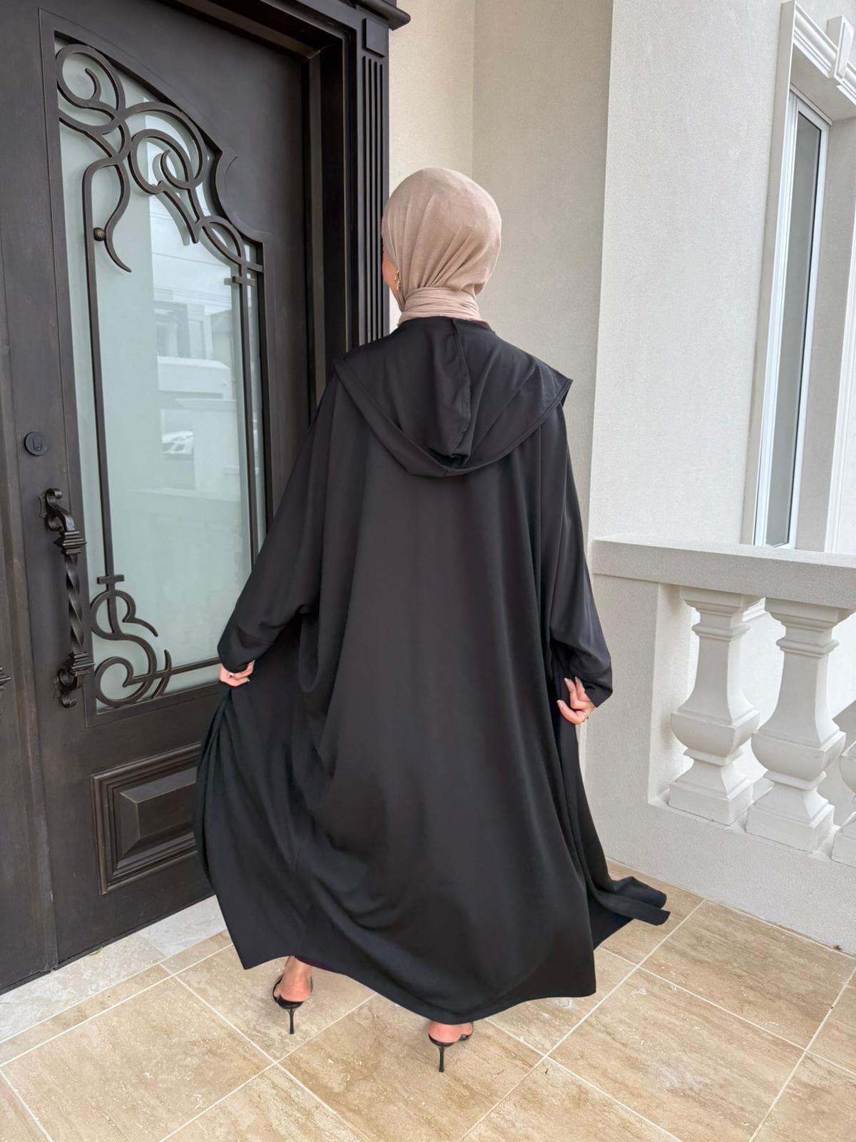 Hoodi Abaya