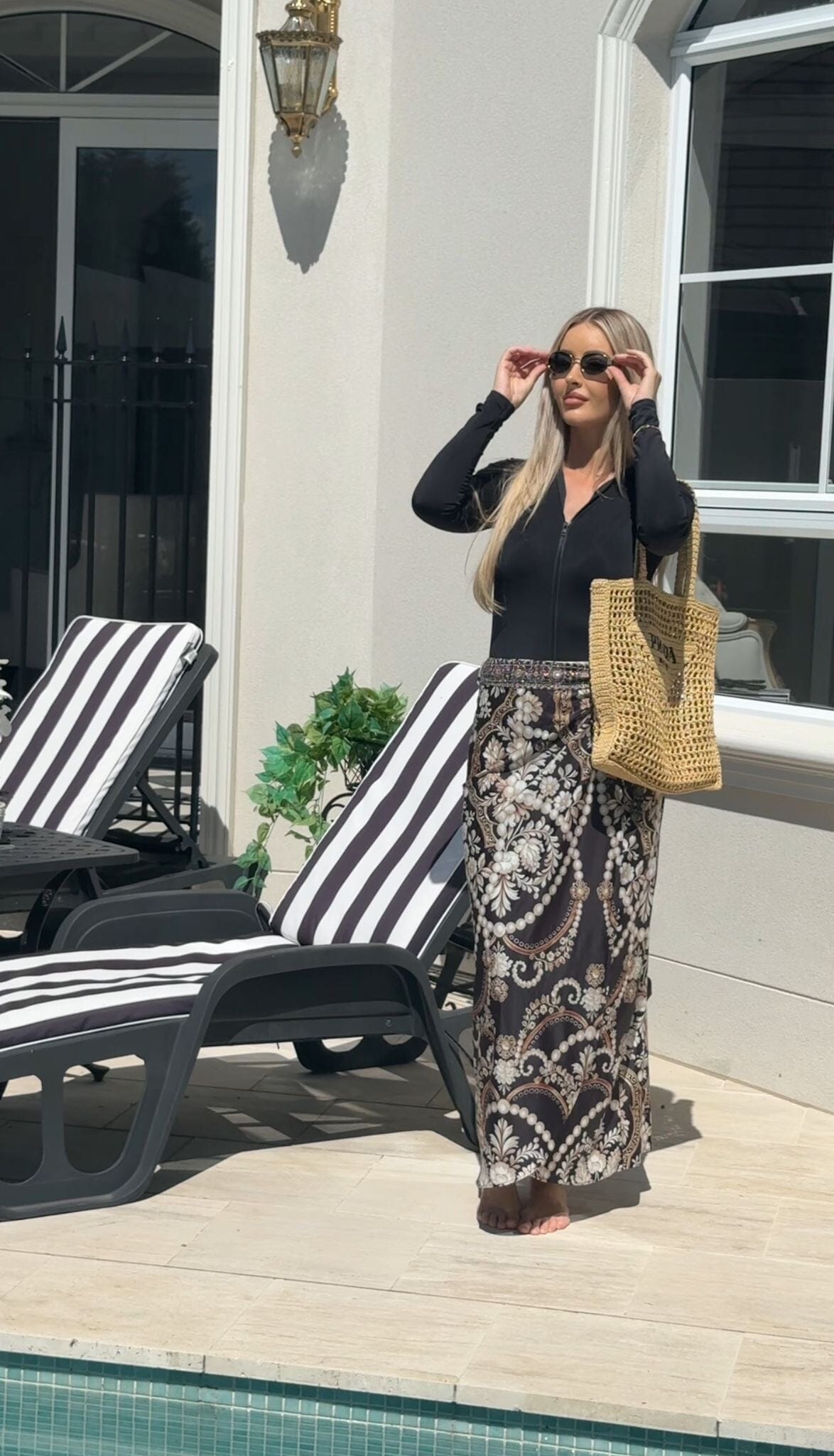 Warm Resort Monochrome Sarong